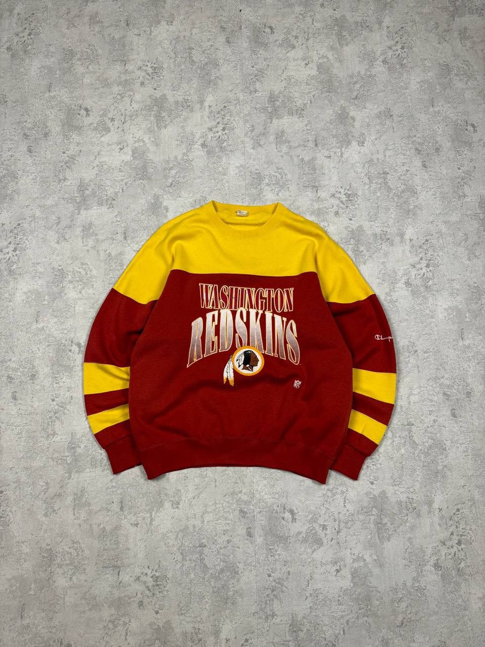 Champion Vintage 80’s Champion Washington Redskins Sweatshirt Size M Size US M / EU 48-50 / 2 - 1 Thumbnail