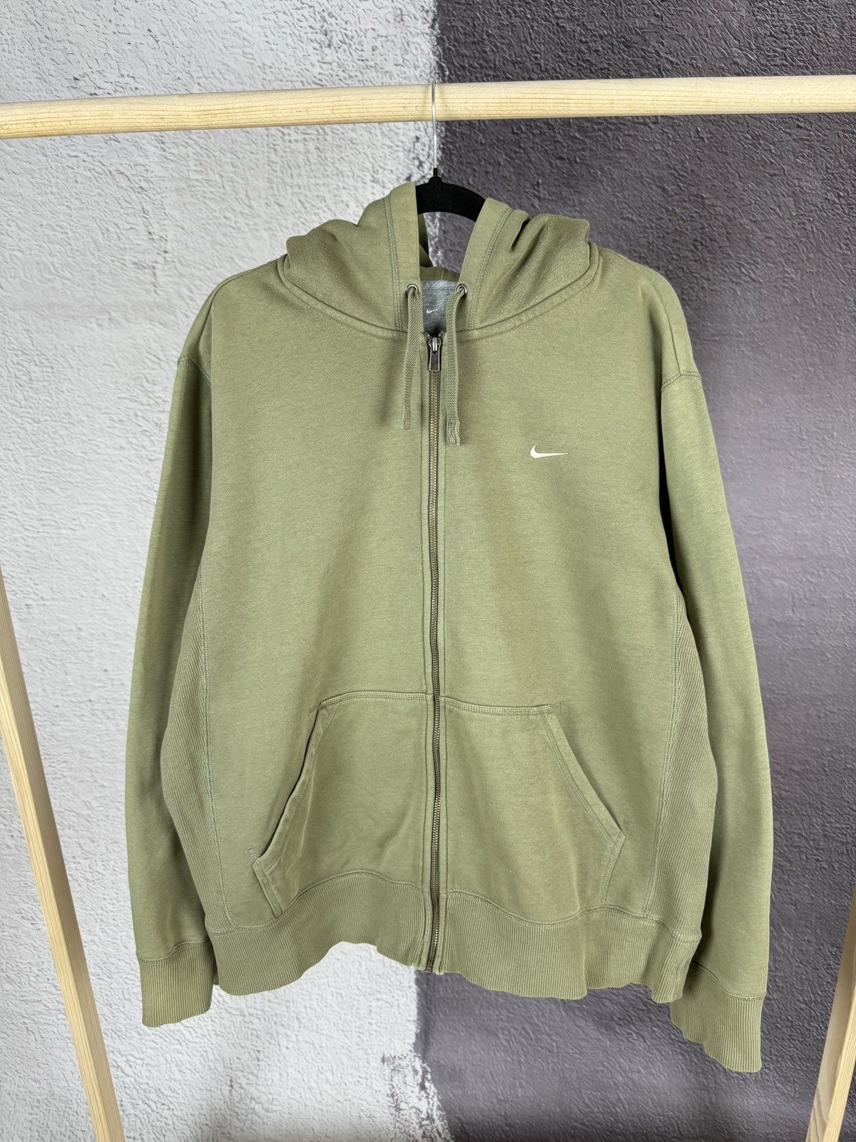 Nike × Vintage Nike vintage Y2K khaki green small logo hoodie swoosh drill Size US XL / EU 56 / 4 - 1 Thumbnail