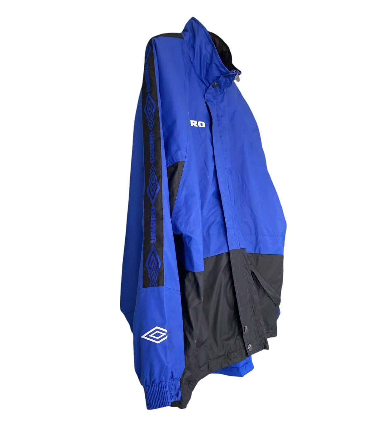 Umbro Vtg 90s UMBRO Nylon Jacket Zipper Size US L / EU 52-54 / 3 - 7 Thumbnail