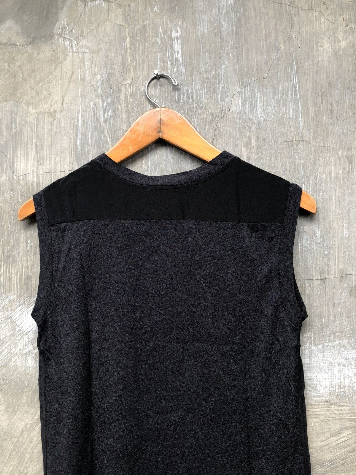 DKNY DKNY Donna Karan New York Sleeveless Women Tops Size M / US 6-8 / IT 42-44 - 8 Thumbnail