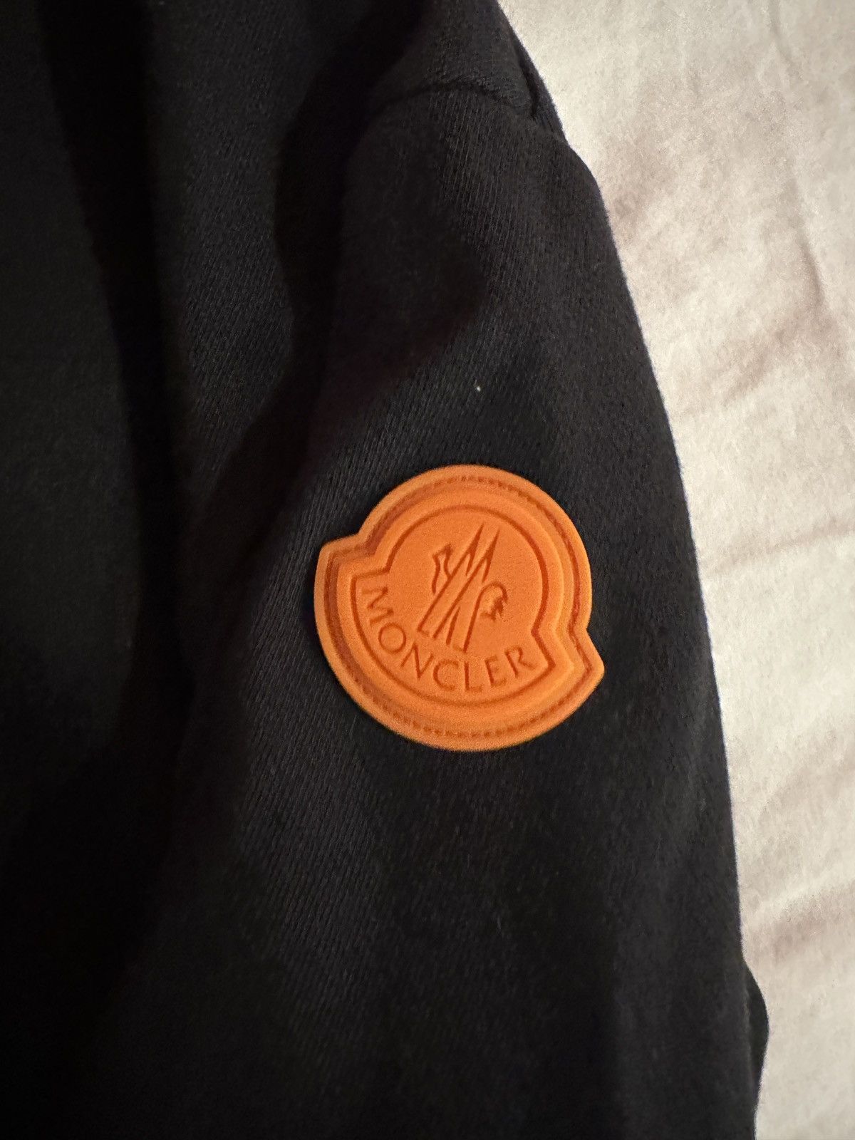 Moncler × Off-White Moncler x Off-White Black Swan Crew Sweat Size US S / EU 44-46 / 1 - 5 Thumbnail
