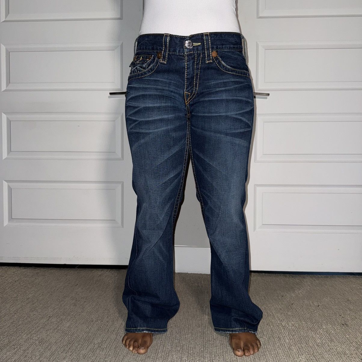 True Religion True Religion Joey Big T Flare Dark Jeans Size 32" / US 10 / IT 46 - 2 Thumbnail