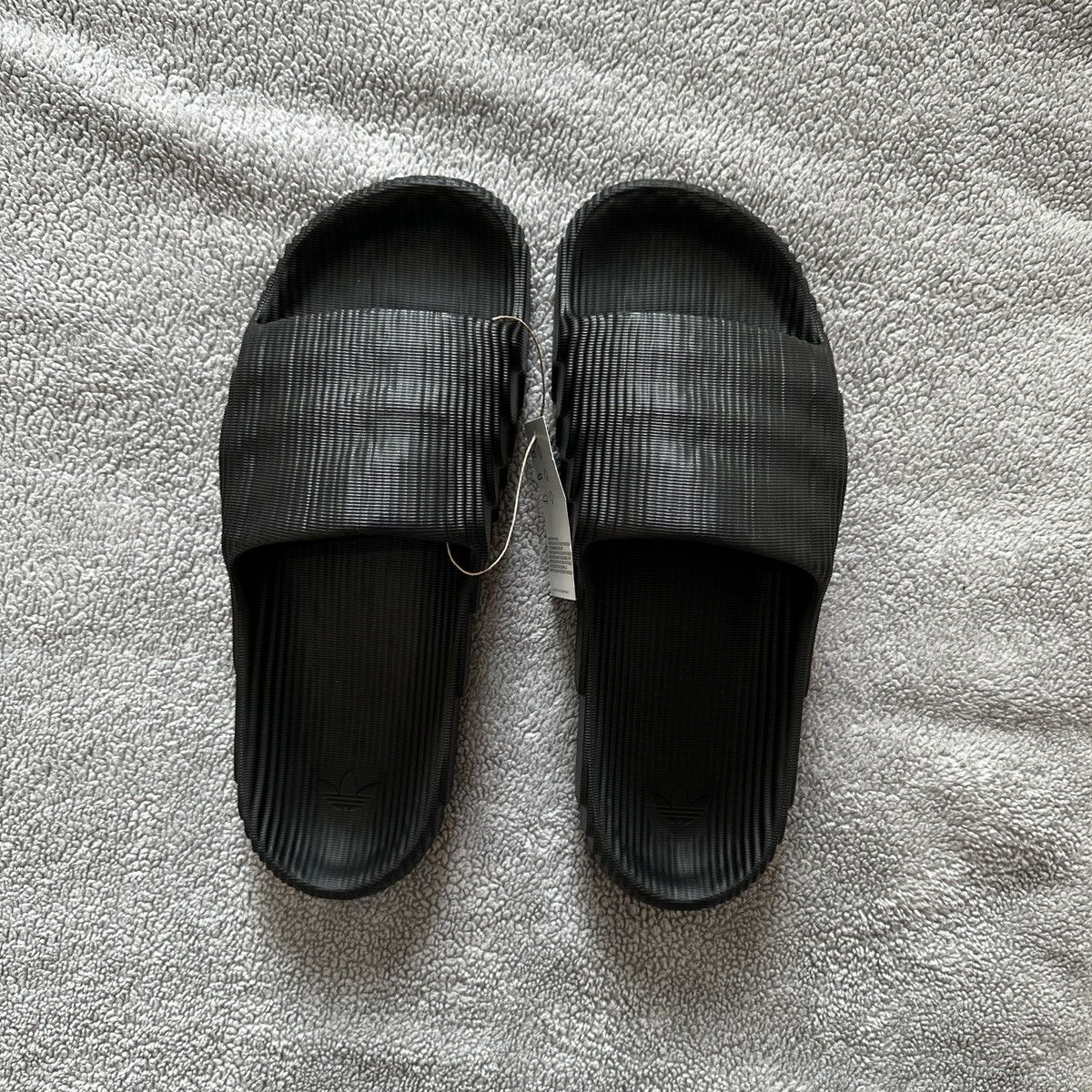 Adidas Adidas Adilette 22 black Size US 13 / EU 46 - 6 Thumbnail
