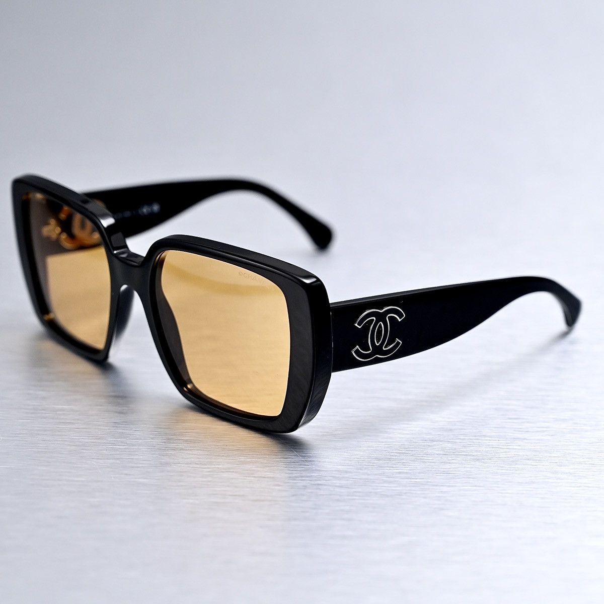 Chanel CHANEL 0CH5541 1799/7 SUNGLASSES Size ONE SIZE - 2 Thumbnail