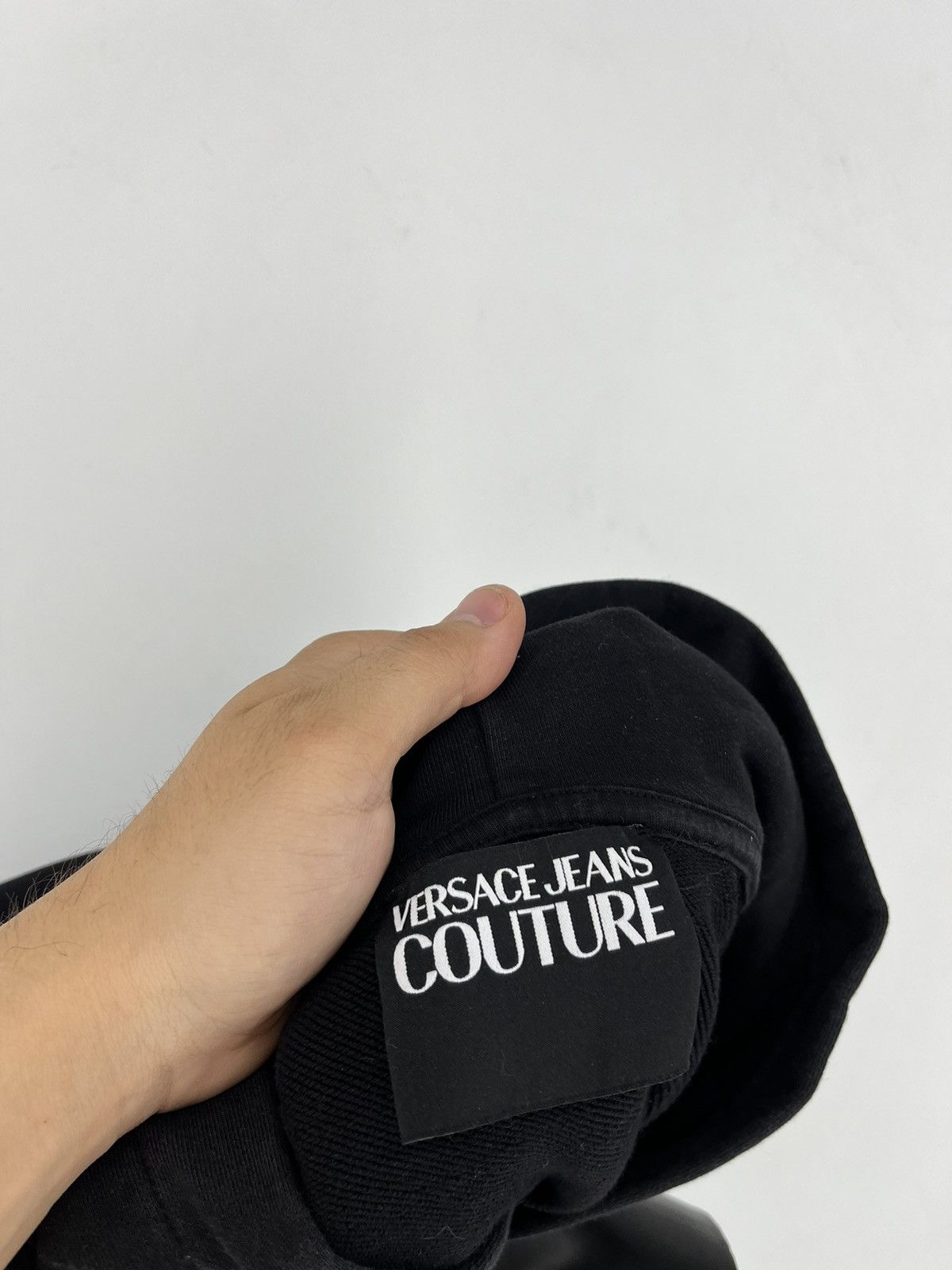 Versace Jeans Couture × Vintage Versace Jeans Couture Men's Black Red Logo Hooded Sweatshirt Size US S / EU 44-46 / 1 - 9 Thumbnail