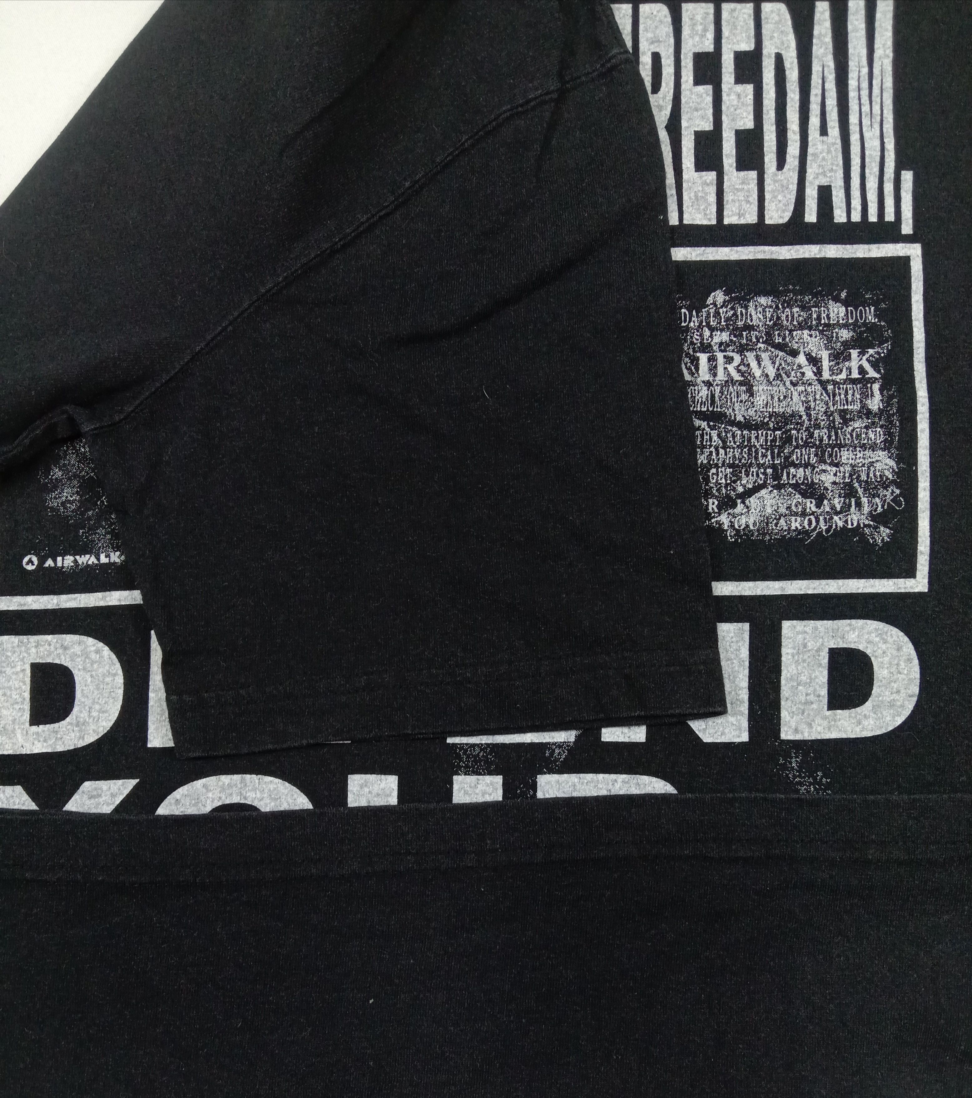 Airwalk Vintage Airwalk T Shirt Size US L / EU 52-54 / 3 - 3 Thumbnail
