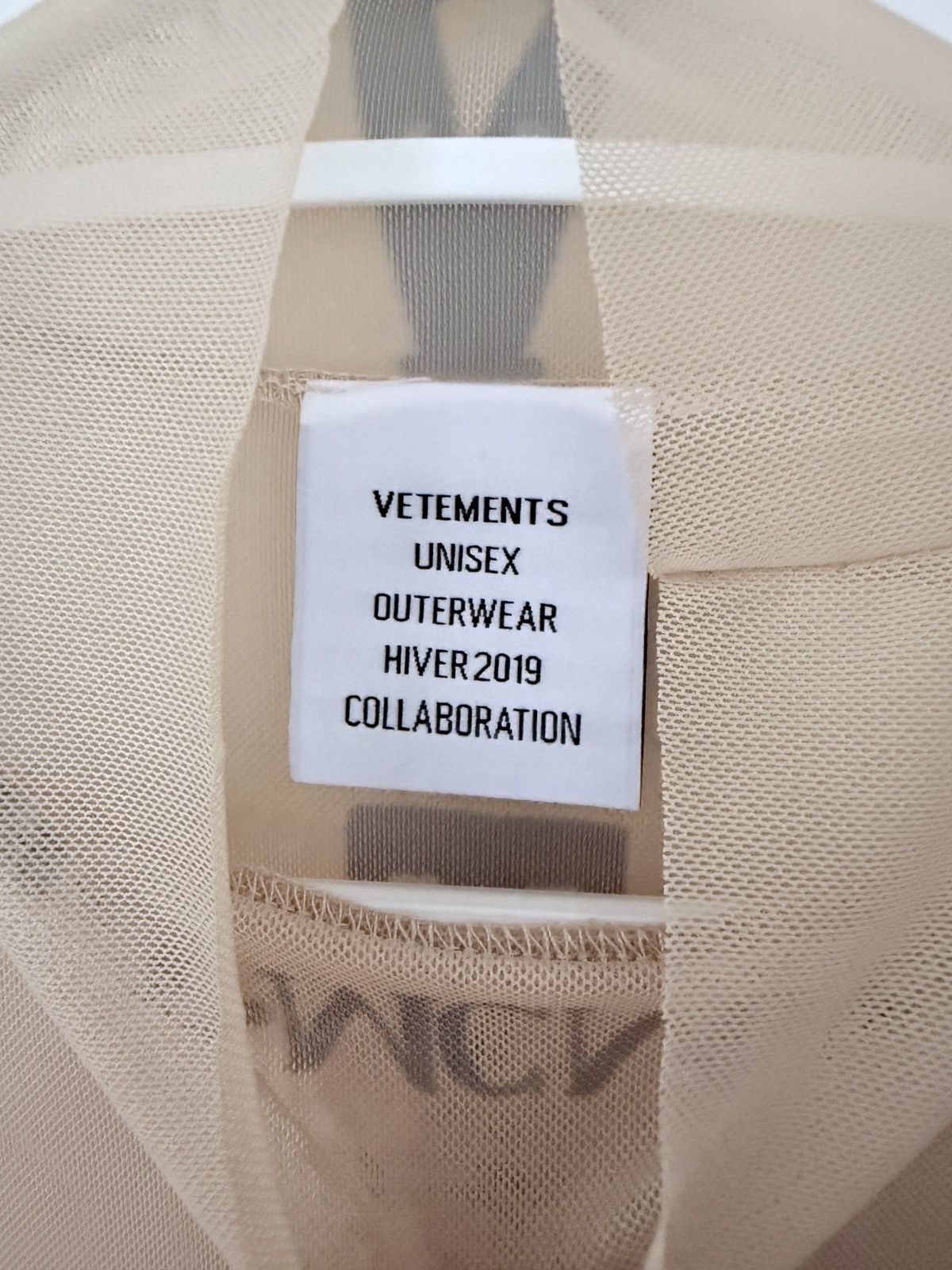 Vetements 2019 Tattoo Top Size US S / EU 44-46 / 1 - 3 Thumbnail