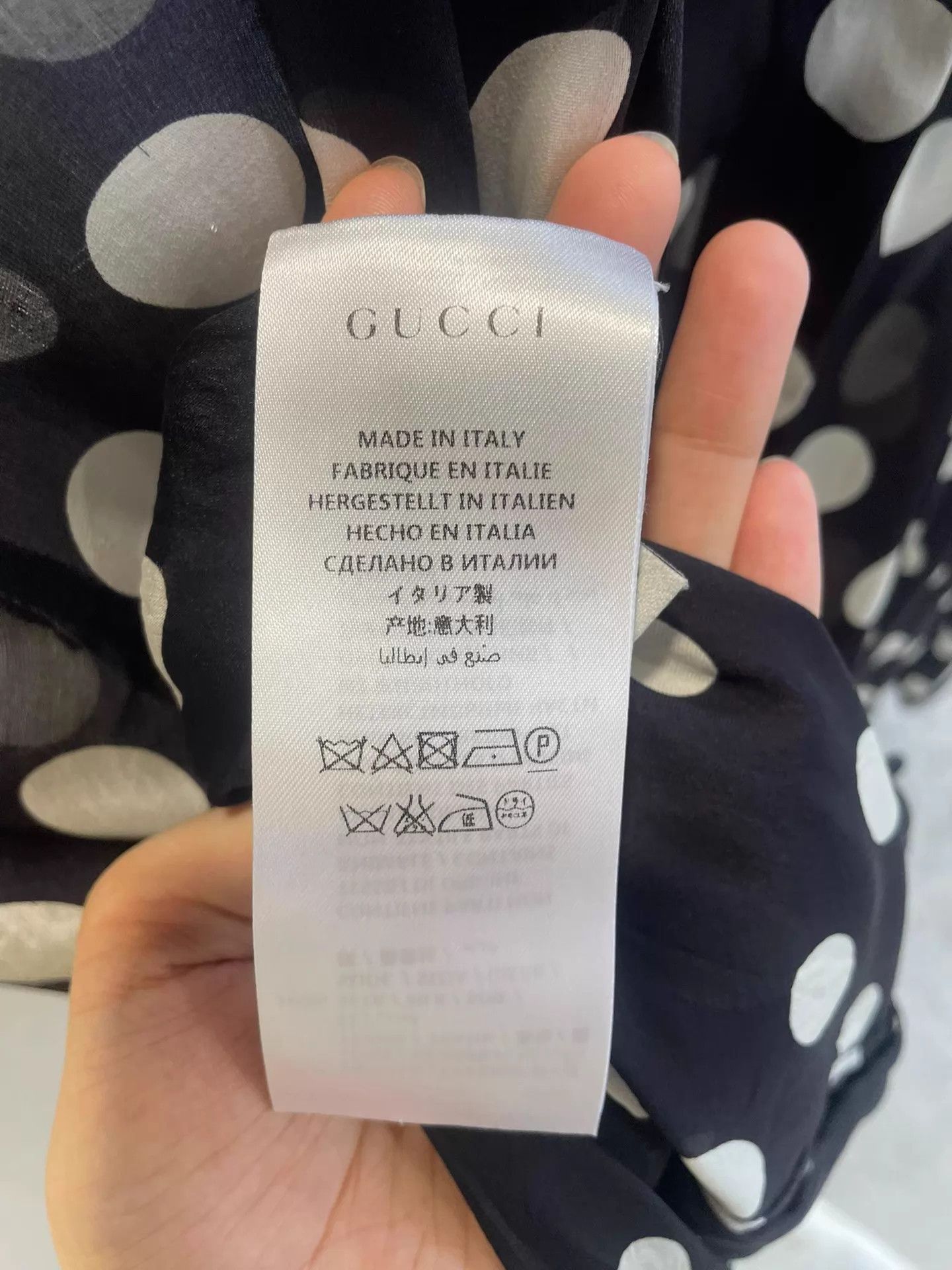 Gucci Gucci Polka Dot Shirt Size 38 Excellent Condition Size XS / US 0-2 / IT 36-38 - 5 Thumbnail