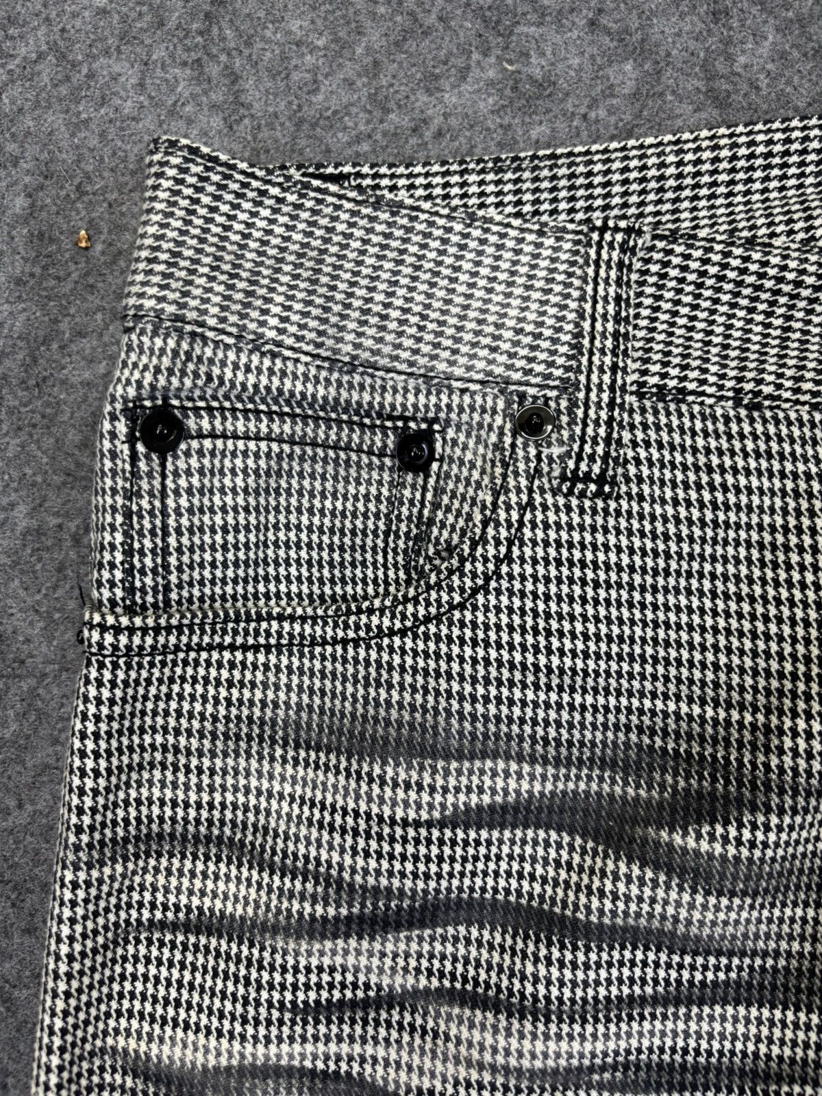 Japanese Brand semanticdesign Houndstooth Embroidery Stretchable Pant K18 Size US 30 / EU 46 - 7 Thumbnail