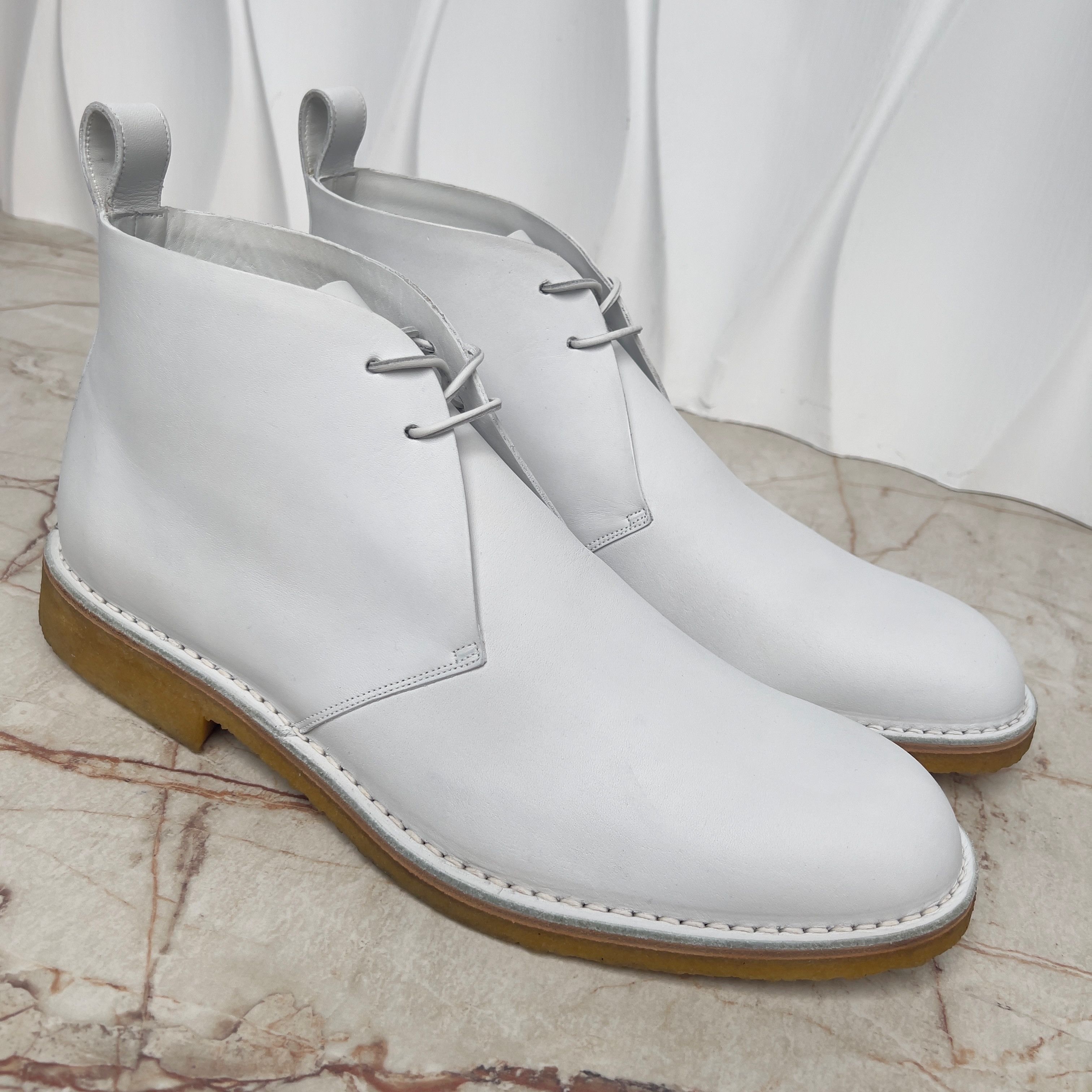 Louis Vuitton Chukka Desert Boots White Leather Size US 10.5 / EU 43-44 - 5 Thumbnail