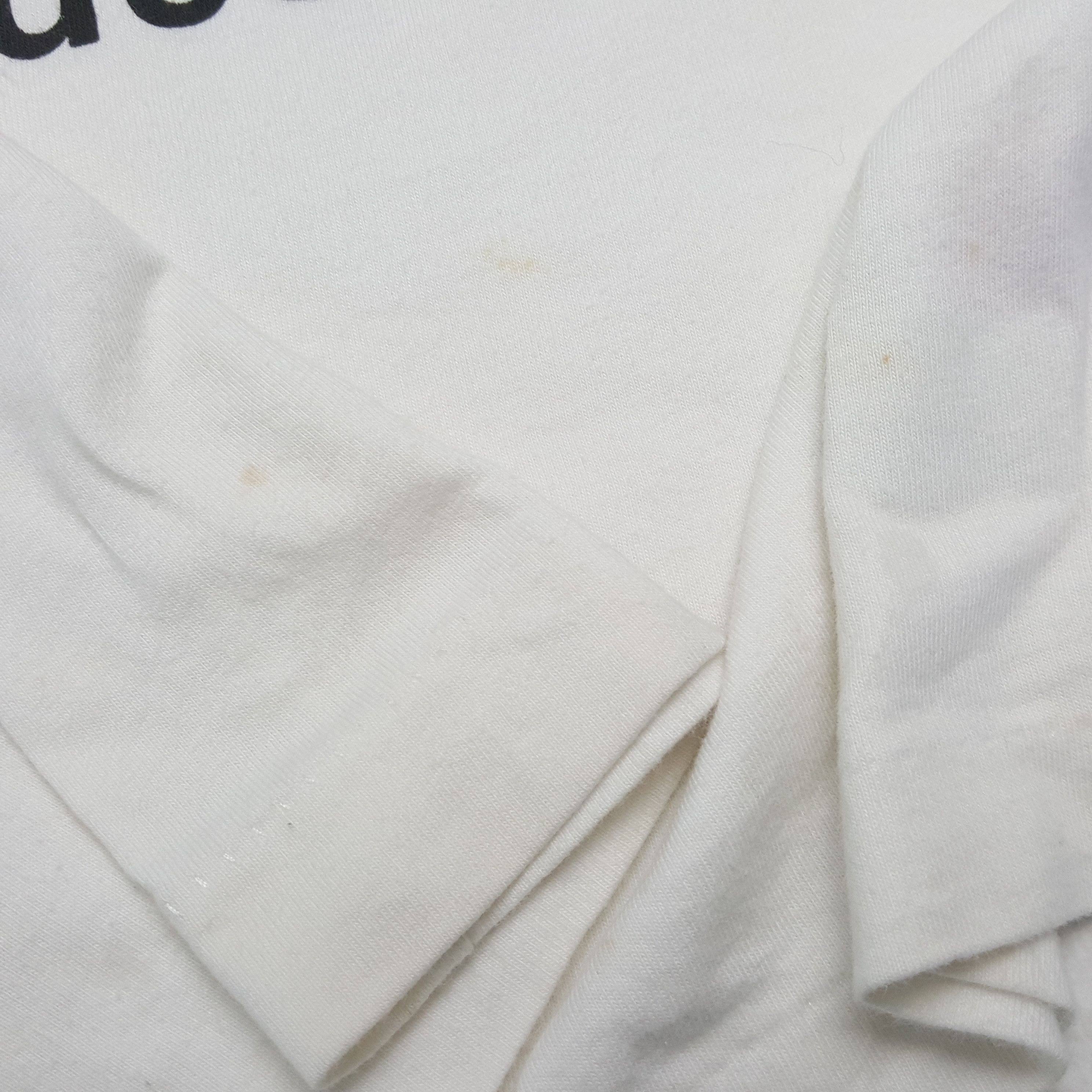 Comme des Garcons PLAY × Japanese Brand × Vintage Vintage COMME des GARÇONS PLAY Japanese Brand T-Shirts Size US M / EU 48-50 / 2 - 9 Thumbnail