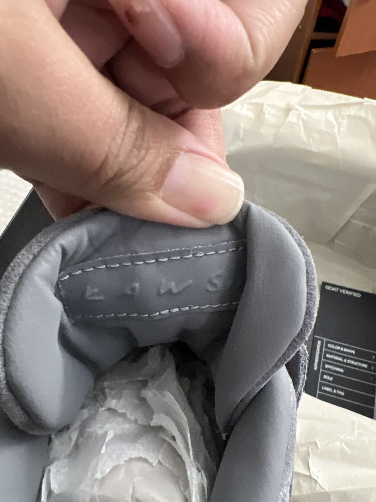 Jordan Brand × Kaws Kaws Jordan 4 Grey Size US 9.5 / EU 42-43 - 11 Thumbnail