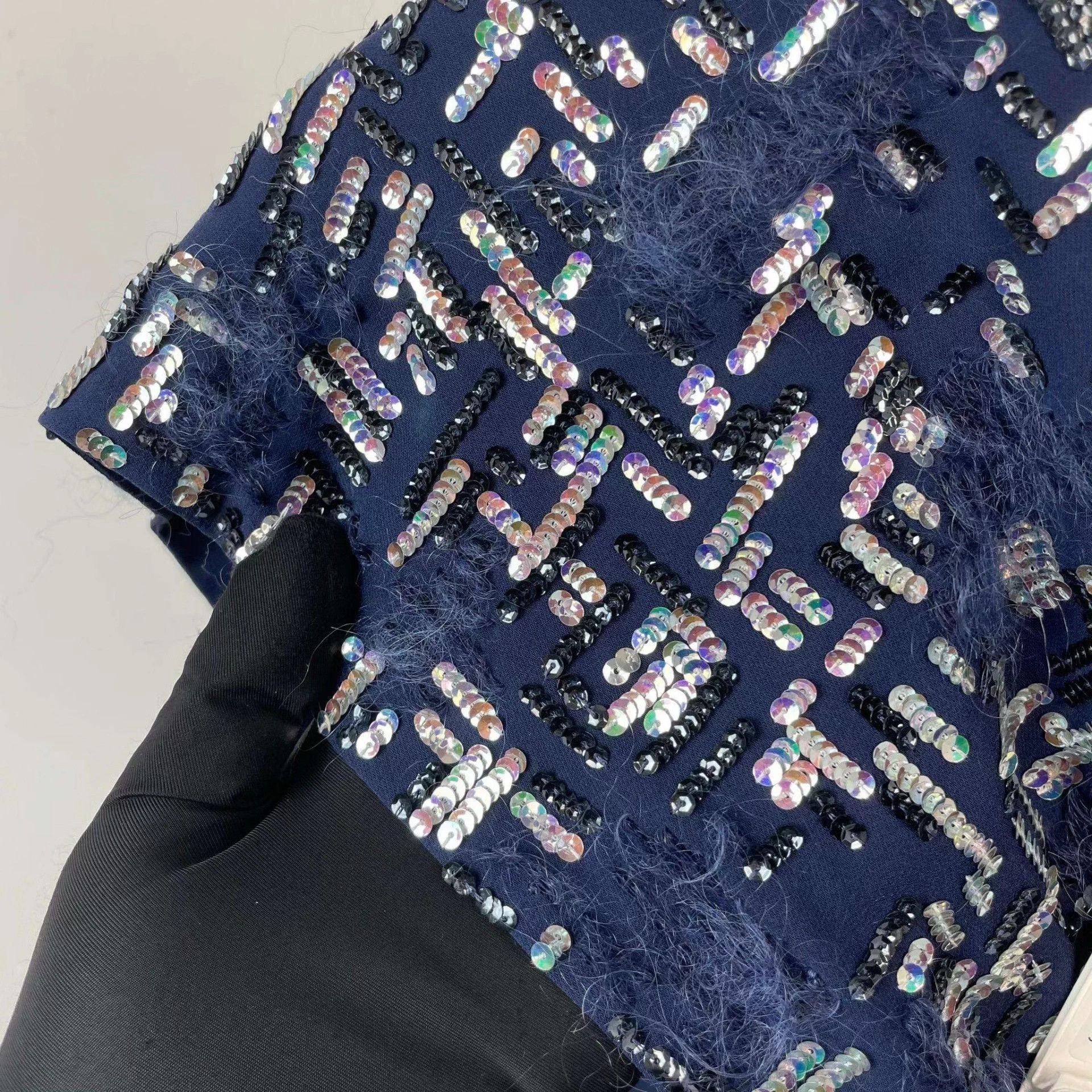 Chanel Chanel 17/18 PF Hamburg beaded couture gown 36 Size XS / US 0-2 / IT 36-38 - 5 Thumbnail