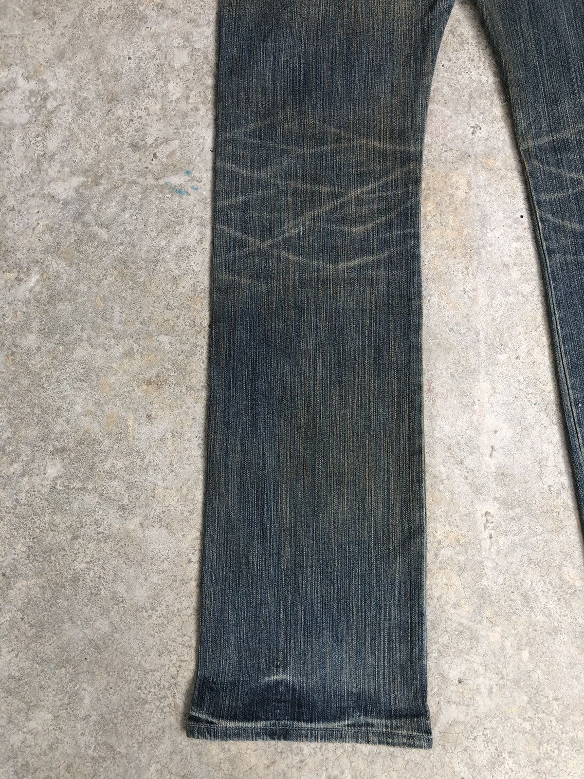 Who Decides War Japanese Takeo Kikuchi Flared Jeans Distressed Jeans Size US 31 - 11 Thumbnail