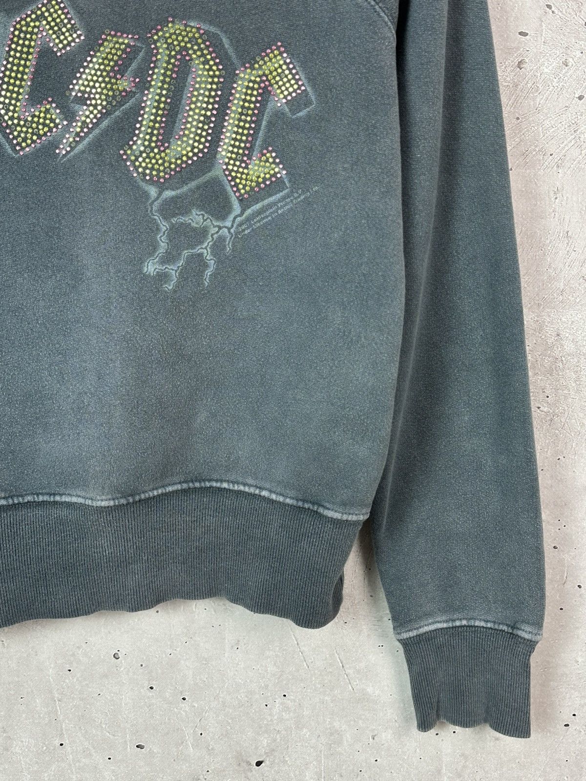 AC/DC Vintage AC/DC 2007 Rhinestones Logo Washed Blue Sweatshirt Size M / US 6-8 / IT 42-44 - 8 Thumbnail