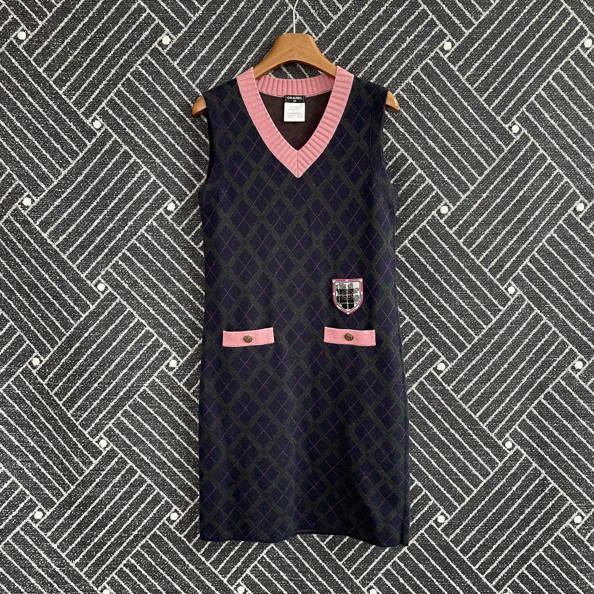 Chanel Chanel V-neck Striped 2Tone Wool Dress 36 Blue Pink Size XS / US 0-2 / IT 36-38 - 1 Thumbnail