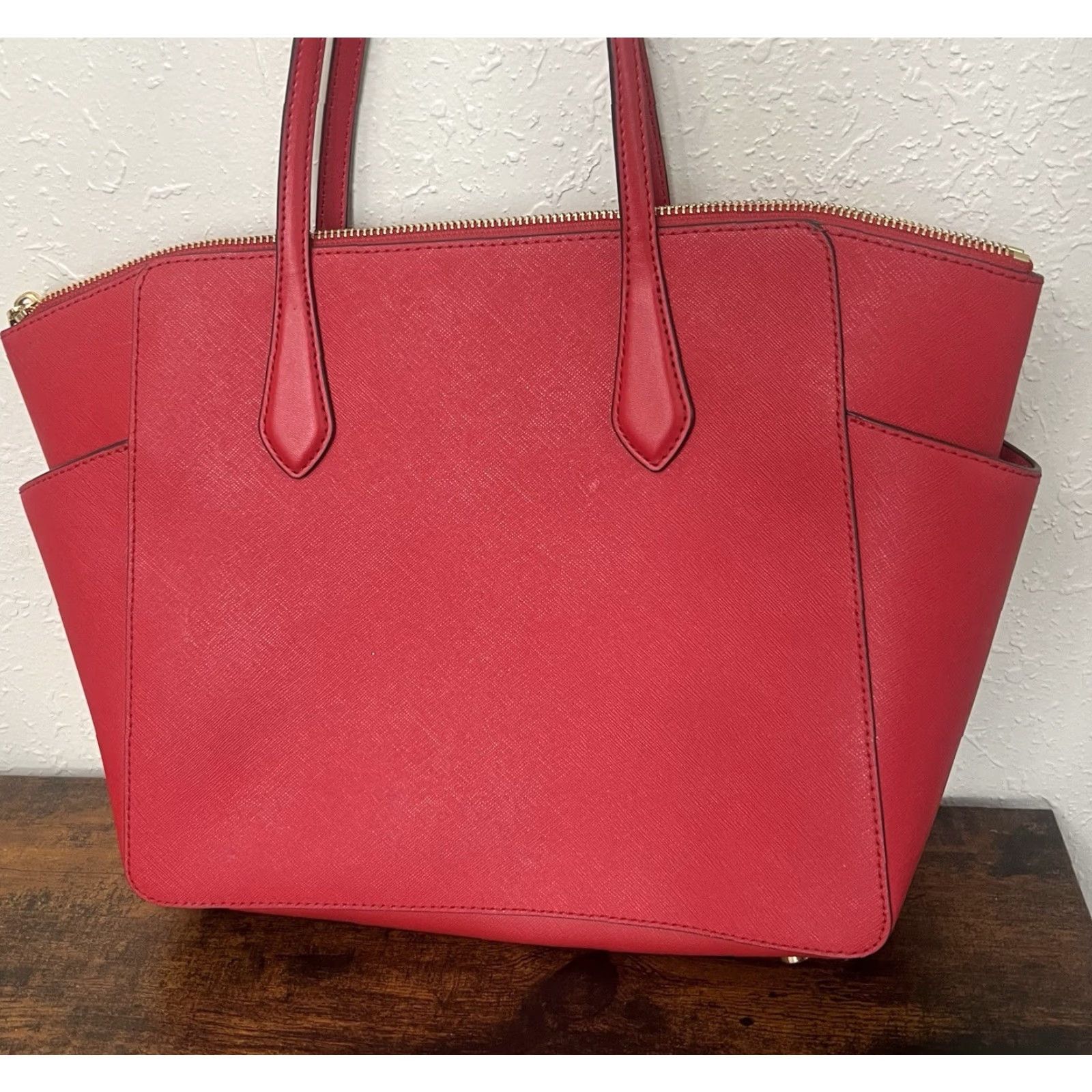 Michael Kors VINTAGE Michael Kors Marilyn Medium Saffiano Leather Tote Woman Red Bag Size ONE SIZE - 2 Thumbnail