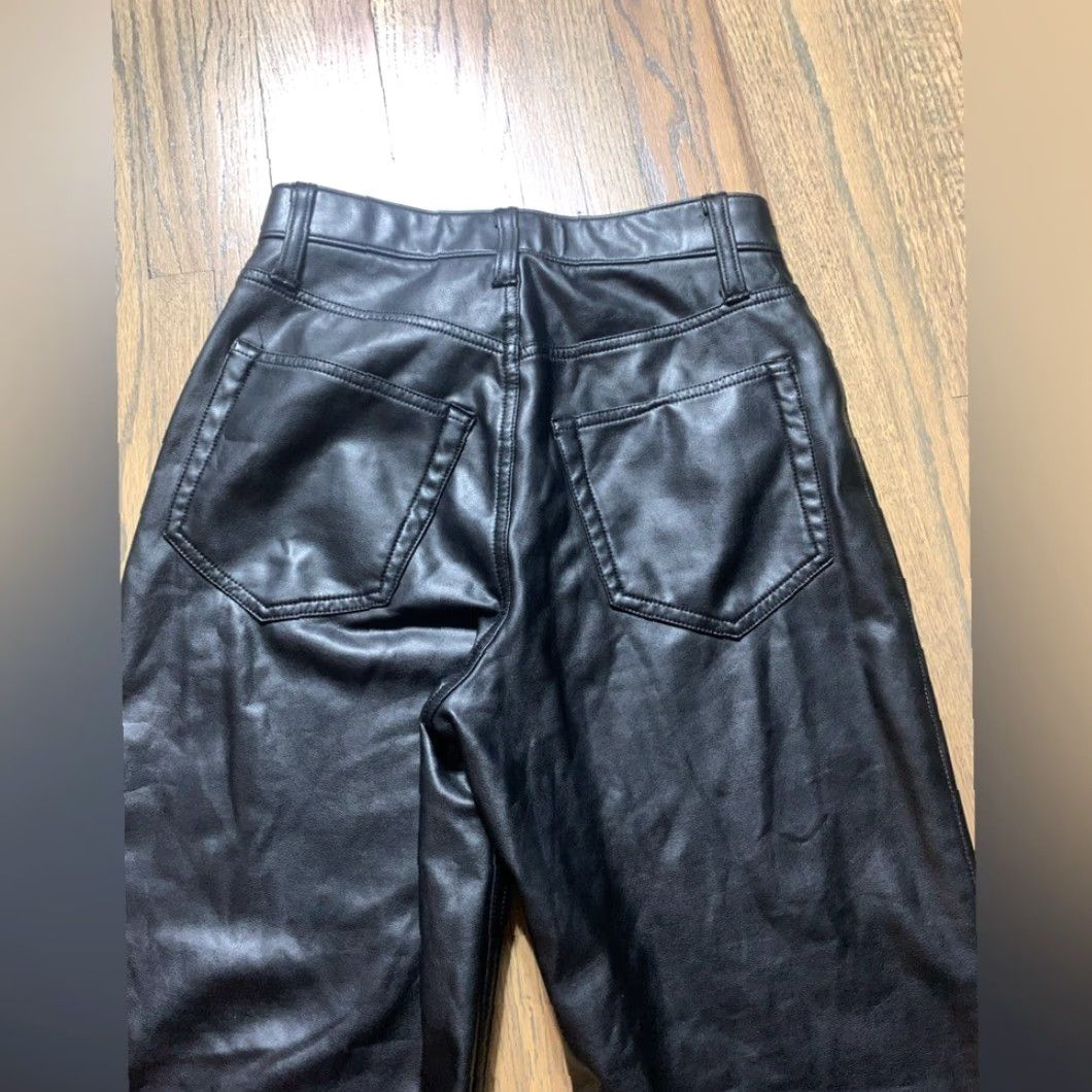 Abercrombie & Fitch Abercrombie & Fitch Jeans Ultra High Rise Faux Leather 0L Black Women 90s Relaxed Straight Jeans Size 25" / US 0 / IT 36 - 6 Thumbnail