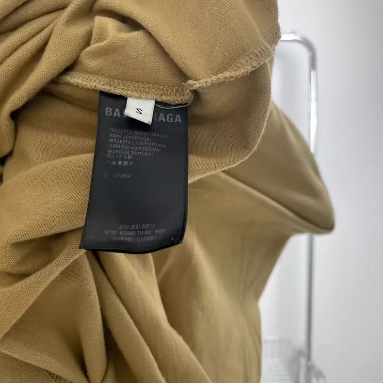 Balenciaga Balenciaga Co-branded WFP khaki print short sleeves Size US S / EU 44-46 / 1 - 6 Thumbnail