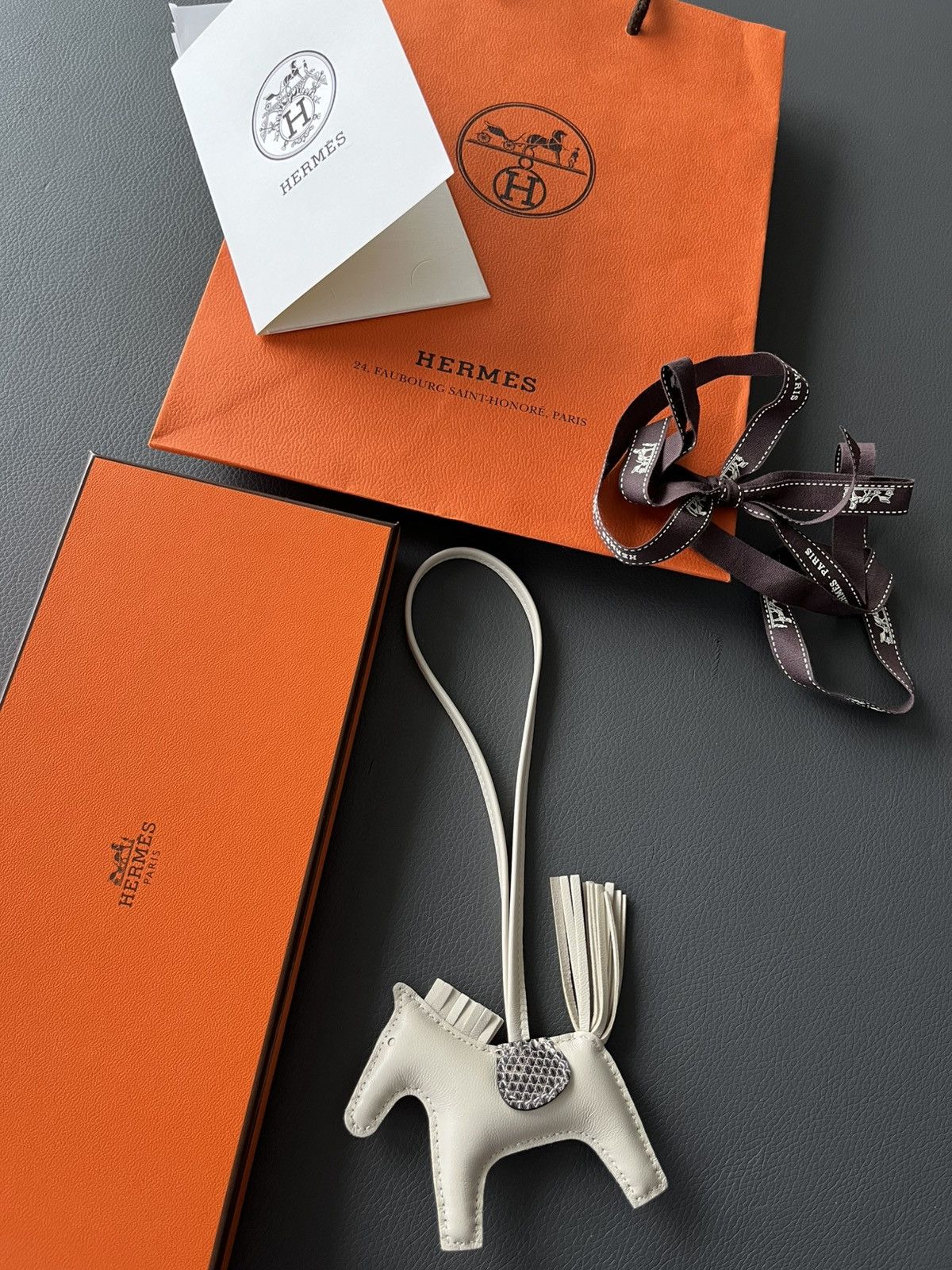 Hermes Super Rare Hermes Ombré Lizard PM Rodeo Charm Brand New Size ONE SIZE - 8 Thumbnail