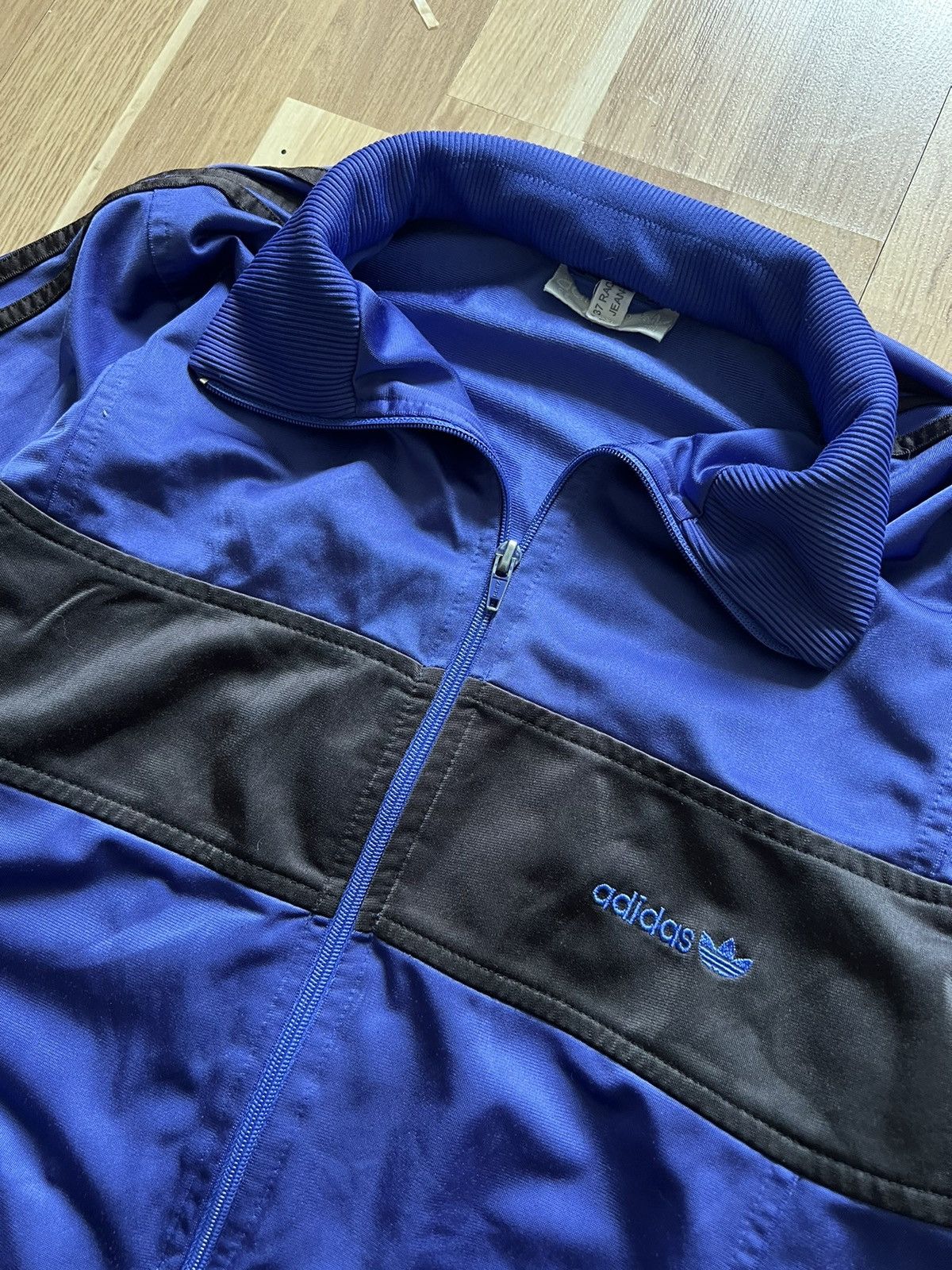 Adidas Adidas vintage purple track jacket y2k archive 2000s Size US L / EU 52-54 / 3 - 4 Thumbnail