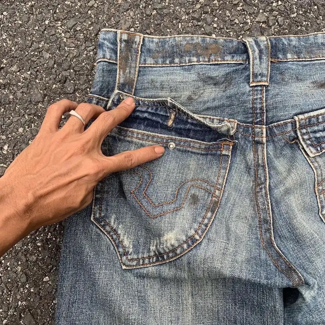 Japanese Brand JAPANESE RUSTY DIRTY DENIM 30x32 RIPPED FLARE BOOTCUT PANTS Size US 30 / EU 46 - 15 Thumbnail