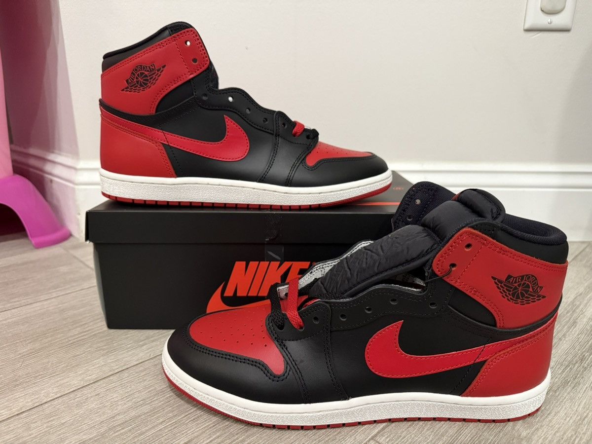 Jordan Brand Jordan 1 Retro High '85 OG Bred Banned HV6674-067 Red Sz 12 Size US 12 / EU 45 - 1 Thumbnail