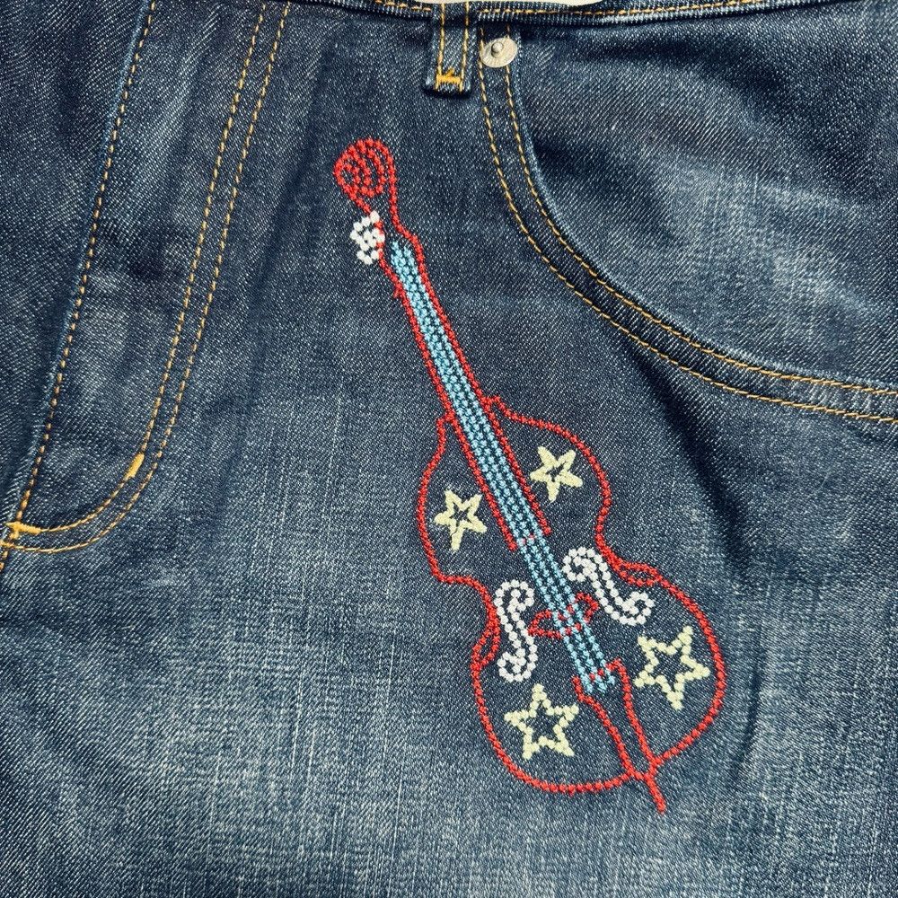 Love Moschino New Love Moschino Embroidered Guitar Denim Shorts Size 26 Size 26" / US 2 / IT 38 - 5 Thumbnail