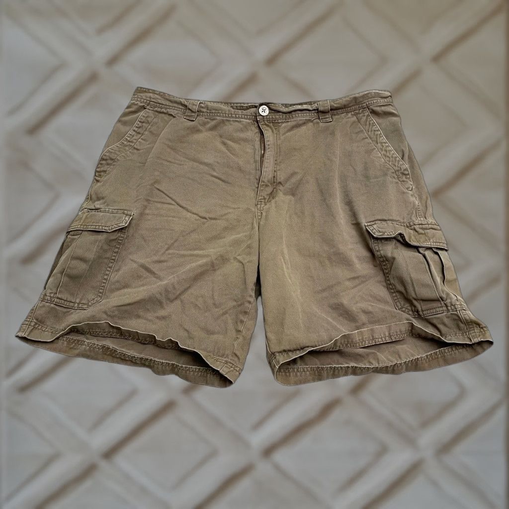 Vintage Columbia Shorts Cargo Cotton Brown 40x10 Pockets Omni Shade Casual Outdoor Mens Size US 40 / EU 56 - 1 Thumbnail