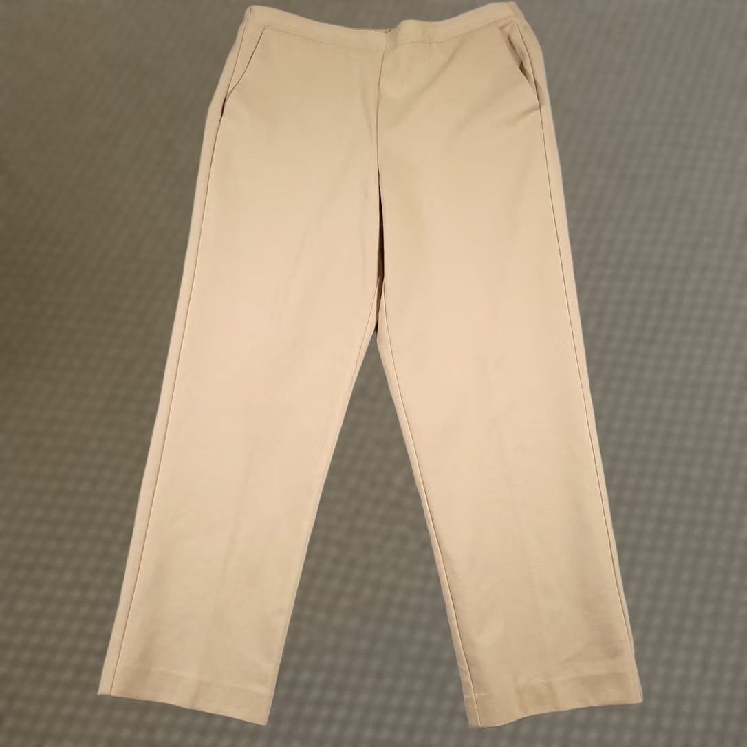 Vintage Alfred Dunner Pants Womens 10 Beige Straight Leg Pull On Pockets Stretch Comfort Dress Pants Size 32" / US 10 / IT 46 - 1 Thumbnail