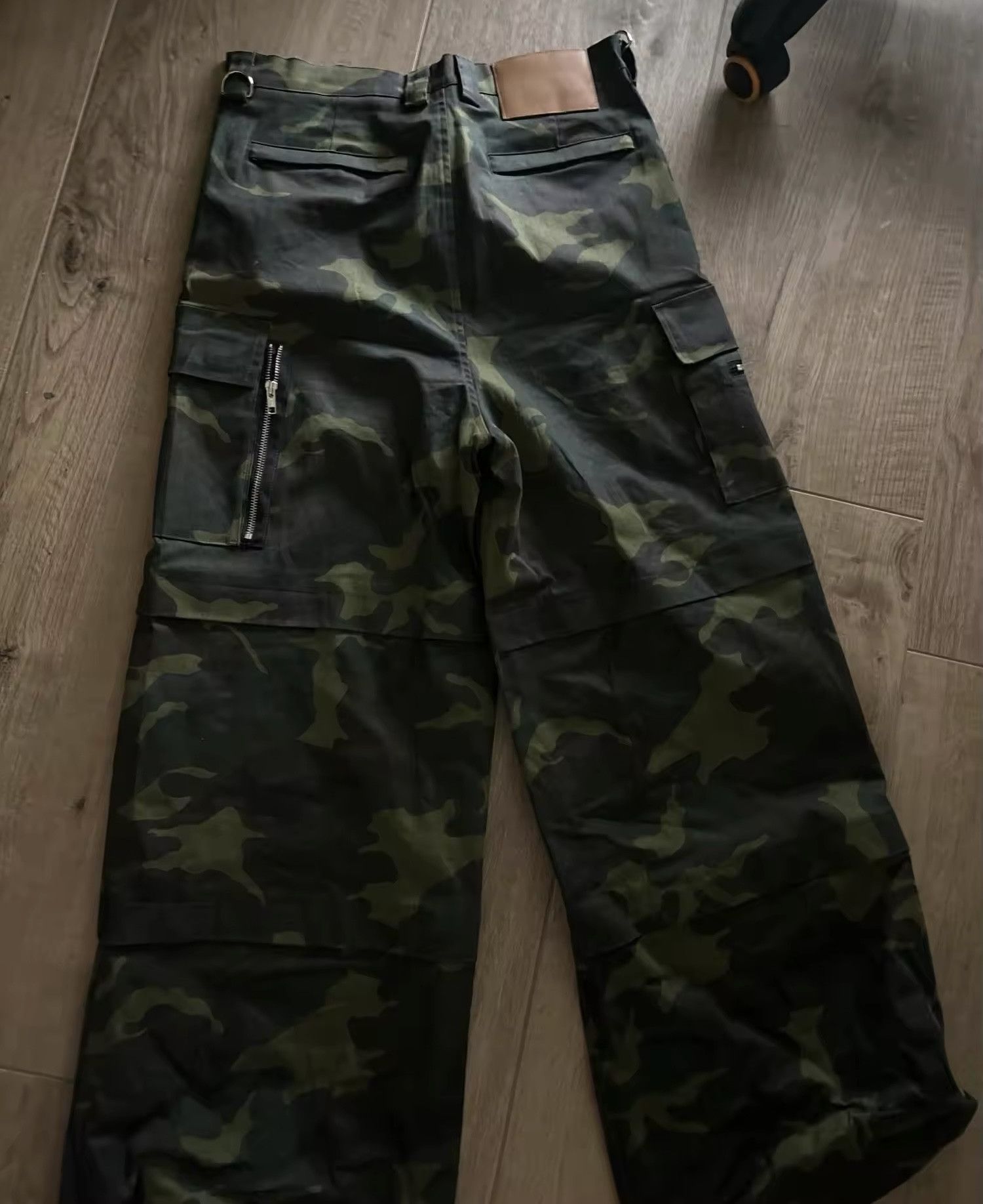 Jean Multi-pockets Camouflage Baggy Cargo Pant Size US 34 / EU 50 - 10 Thumbnail