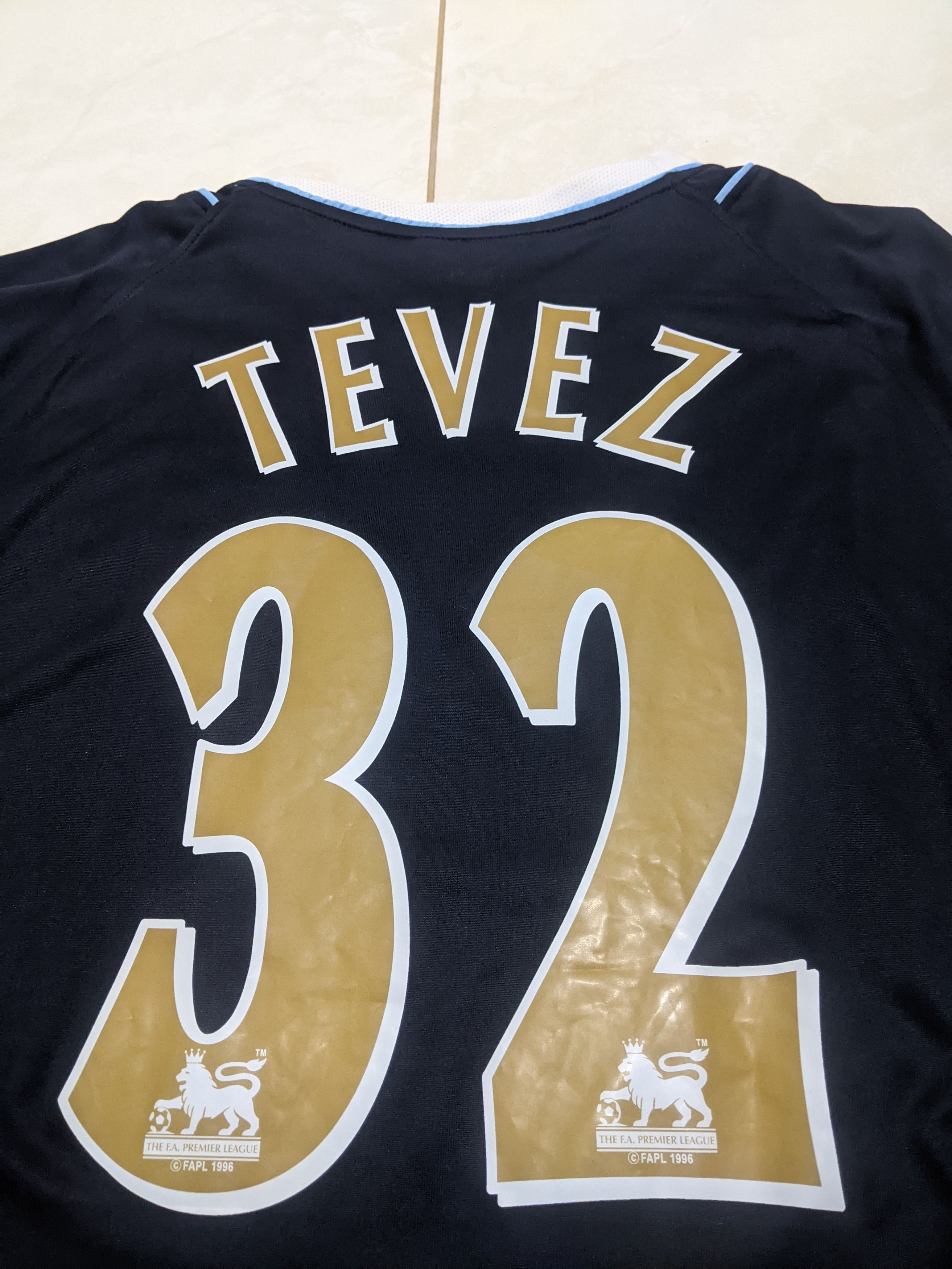 Reebok West ham 2006-07 away Tevez Jersey football shirt Size US M / EU 48-50 / 2 - 3 Thumbnail