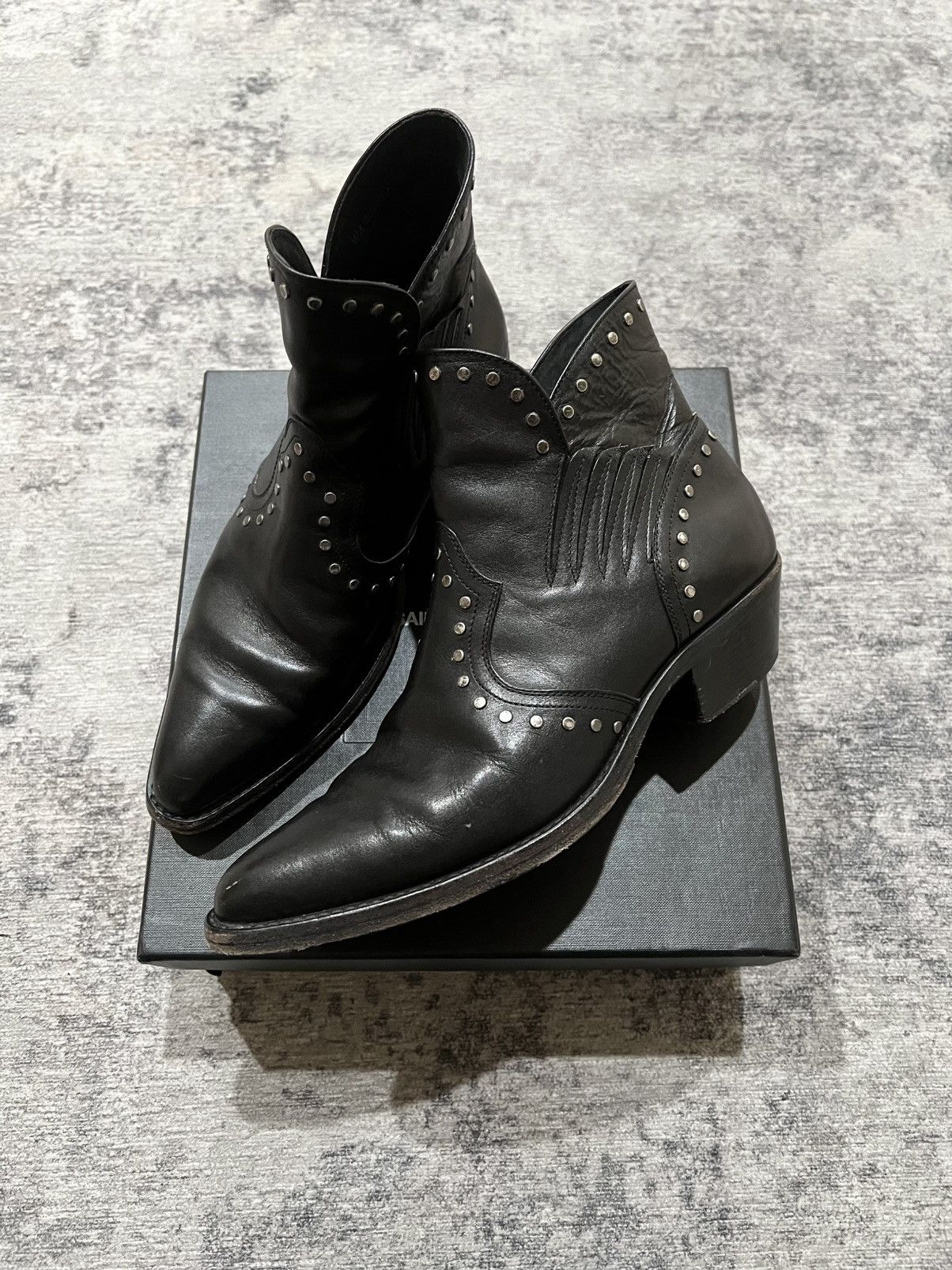 Saint Laurent Paris Saint Laurent paris studded boots wyatt Size US 8 / EU 41 - 2 Thumbnail