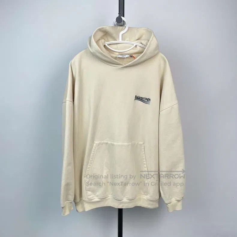 Balenciaga Balenciaga Sweatshirt Xs Size Beige Size US XS / EU 42 / 0 - 1 Thumbnail
