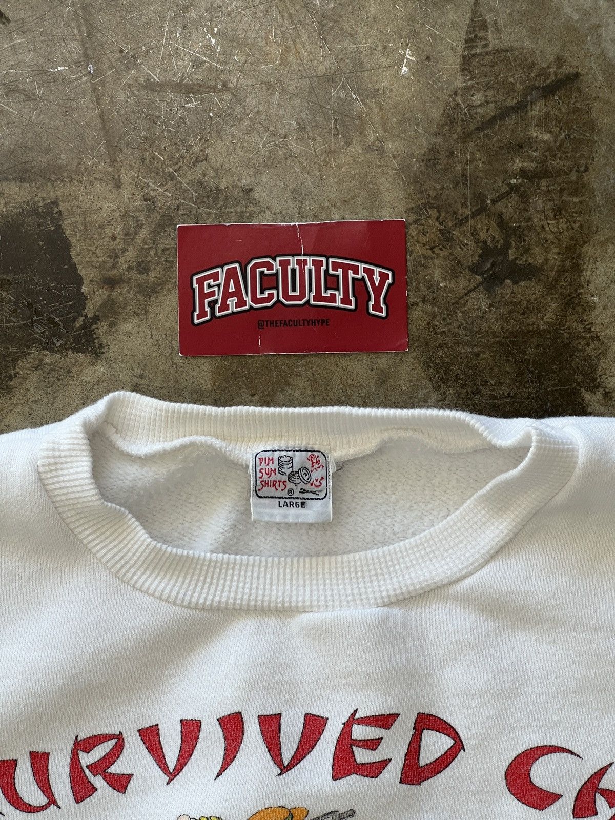 Vintage Vintage 1986 I Survived China Great Wall Crewneck Large Size US L / EU 52-54 / 3 - 3 Thumbnail
