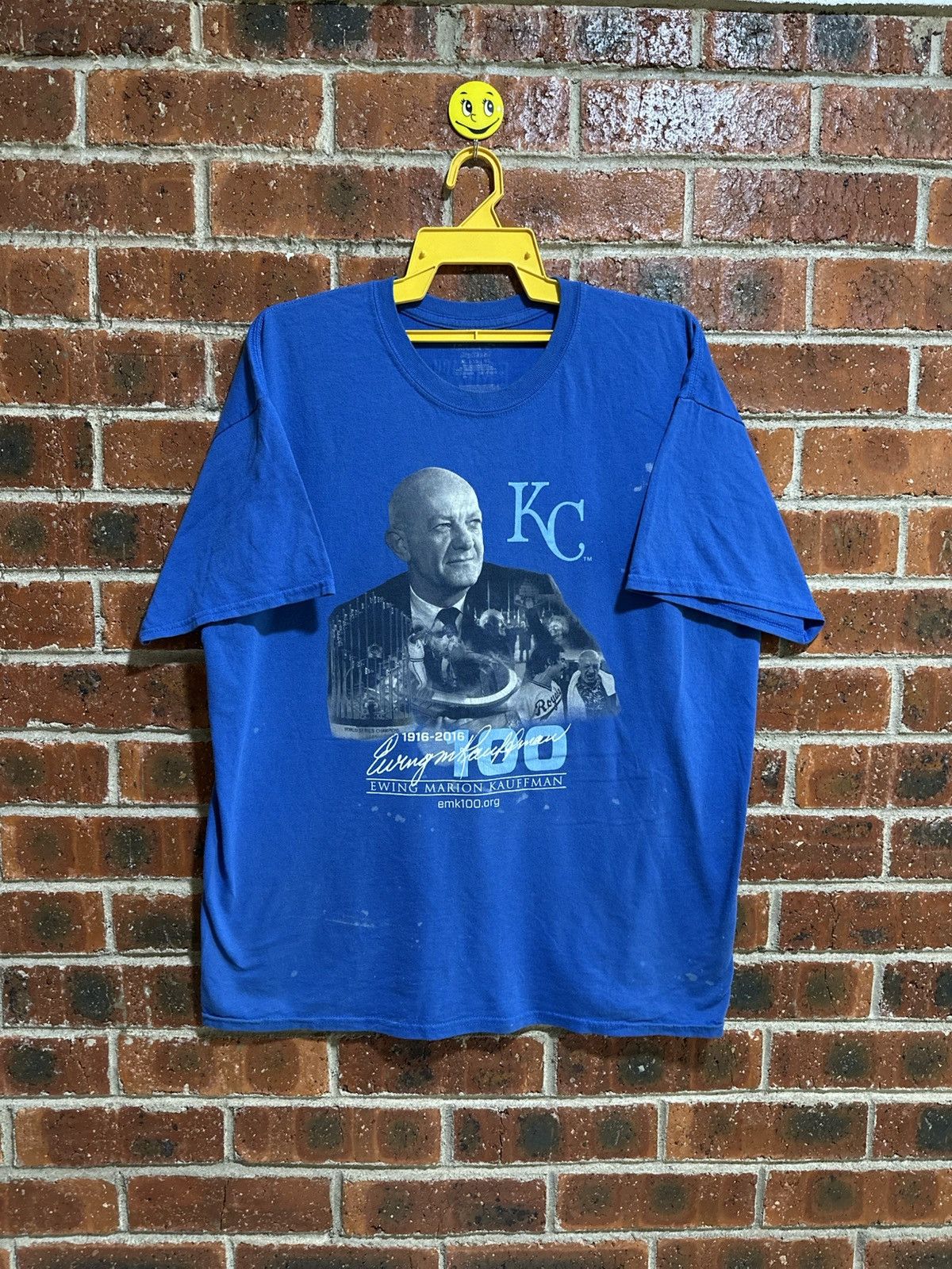 Gildan × MLB × Vintage Vintage Mlb Ewing Marion Kauffman Faded Tee Size US XL / EU 56 / 4 - 1 Thumbnail