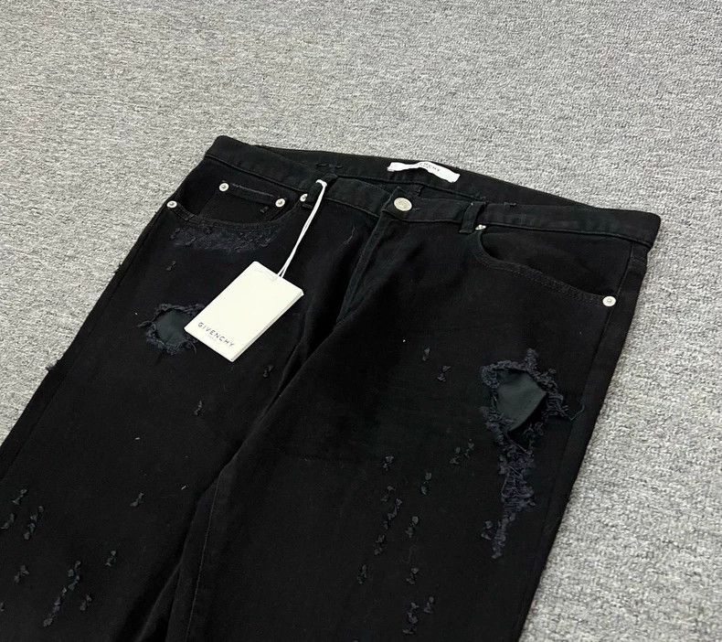 Givenchy Givenchy SizeS Ripped Jeans, Showpiece, Super Cool Size US 30 / EU 46 - 4 Thumbnail