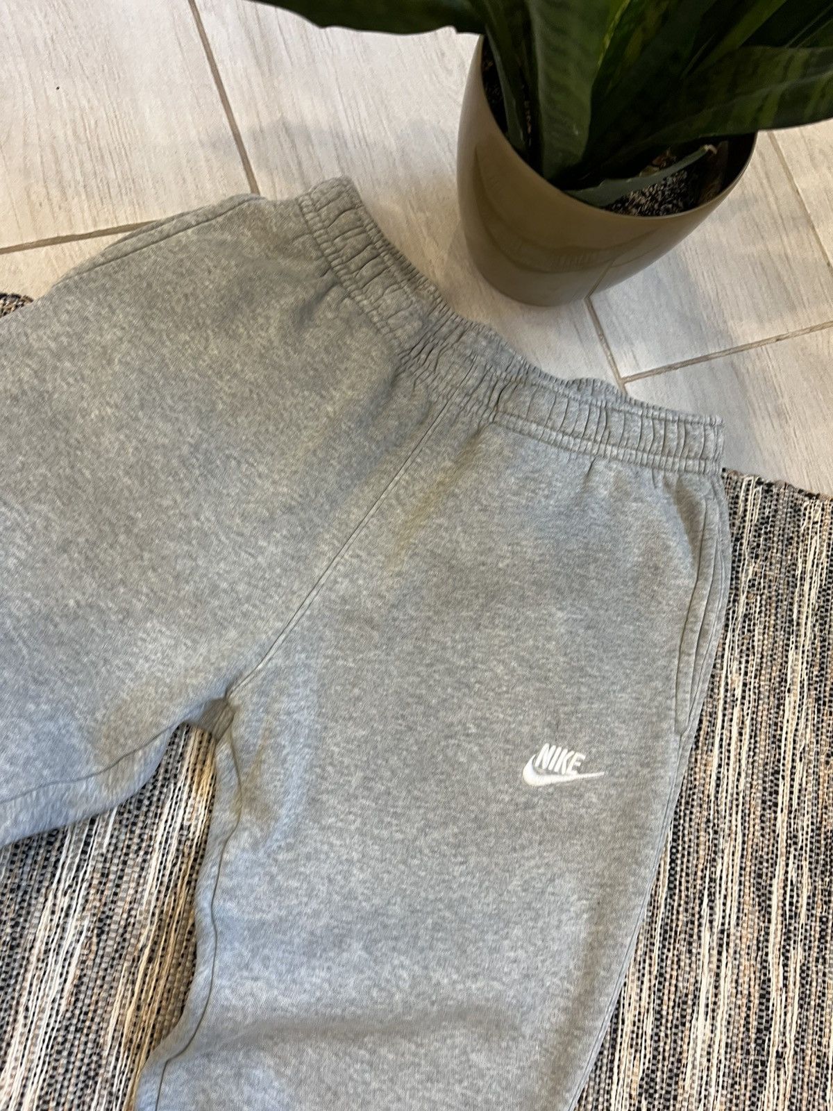 Nike × Vintage Vintage Nike Sweatpants Grey minimalistic pants Size US 30 / EU 46 - 5 Thumbnail