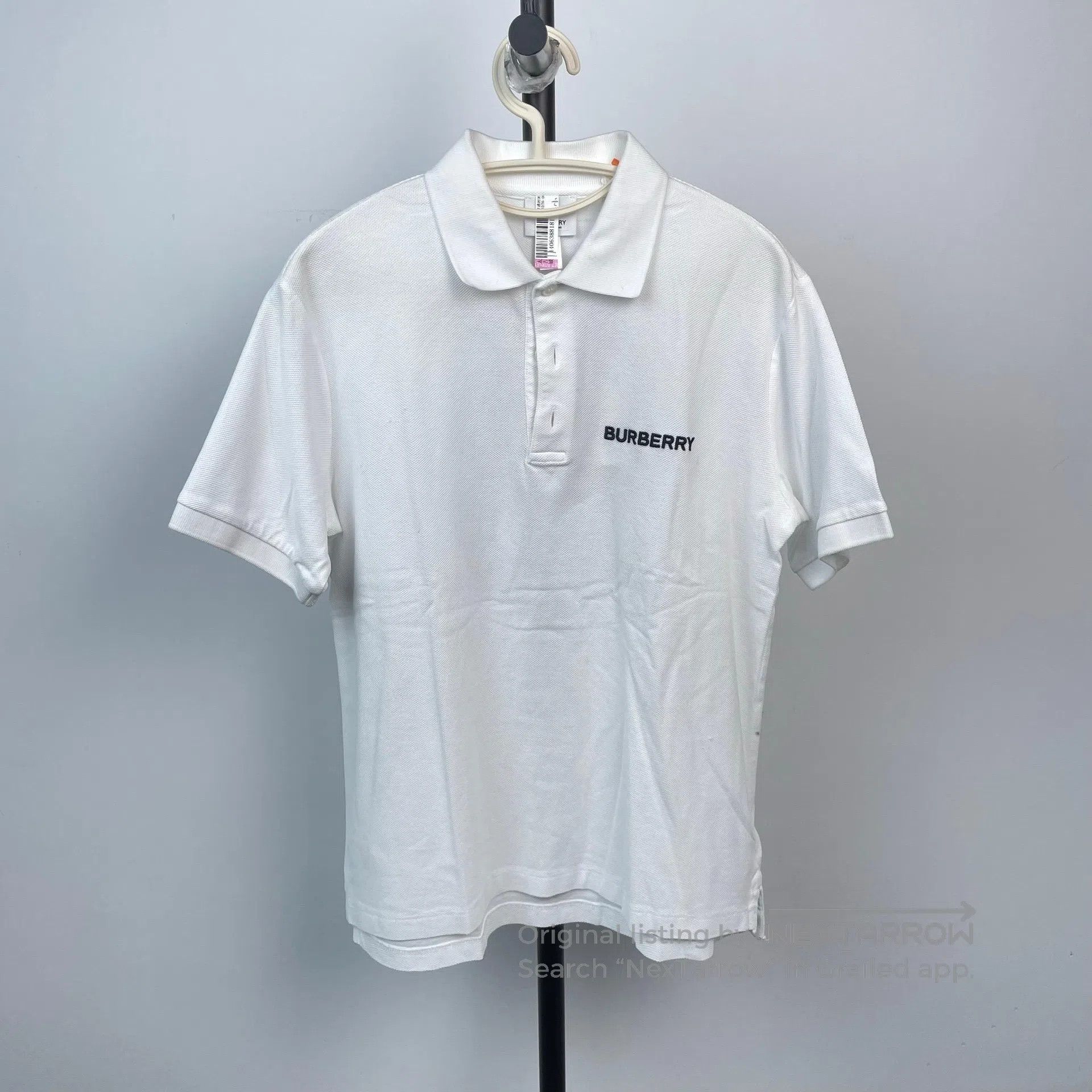 Burberry Burberry White Lettering on Front and Camo Pattern on Back Size US XL / EU 56 / 4 - 3 Thumbnail