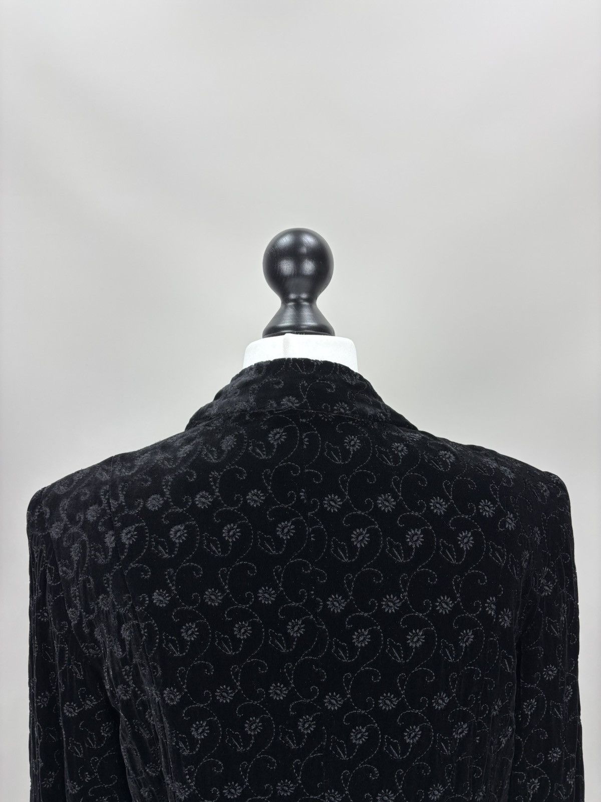 Laura Ashley Womens suit Laura Ashley Size 10 Color Black Size L / US 10 / IT 46 - 8 Thumbnail