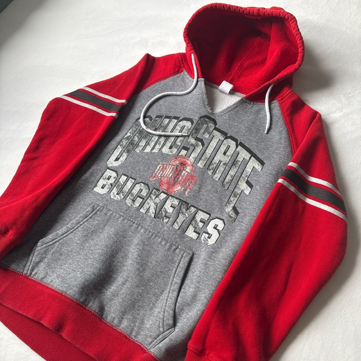 Vintage Vintage Ohio State Buckeyes Graphic Hoodie Grey & Red Medium Size US M / EU 48-50 / 2 - 2 Thumbnail