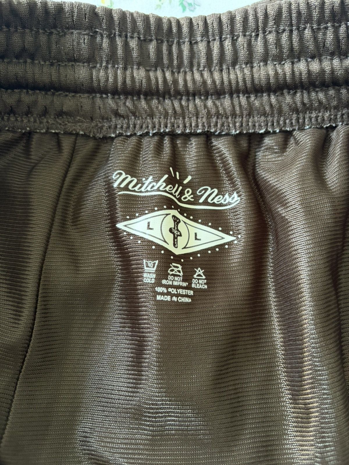 Mitchell & Ness × Travis Scott Mitchell & Ness x Travis Scott shorts Size US 36 / EU 52 - 3 Thumbnail