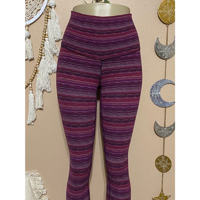 Lululemon Lululemon Capri Legging Womens 6 Heather Gray Knit Pull On Cop  Pants *READ