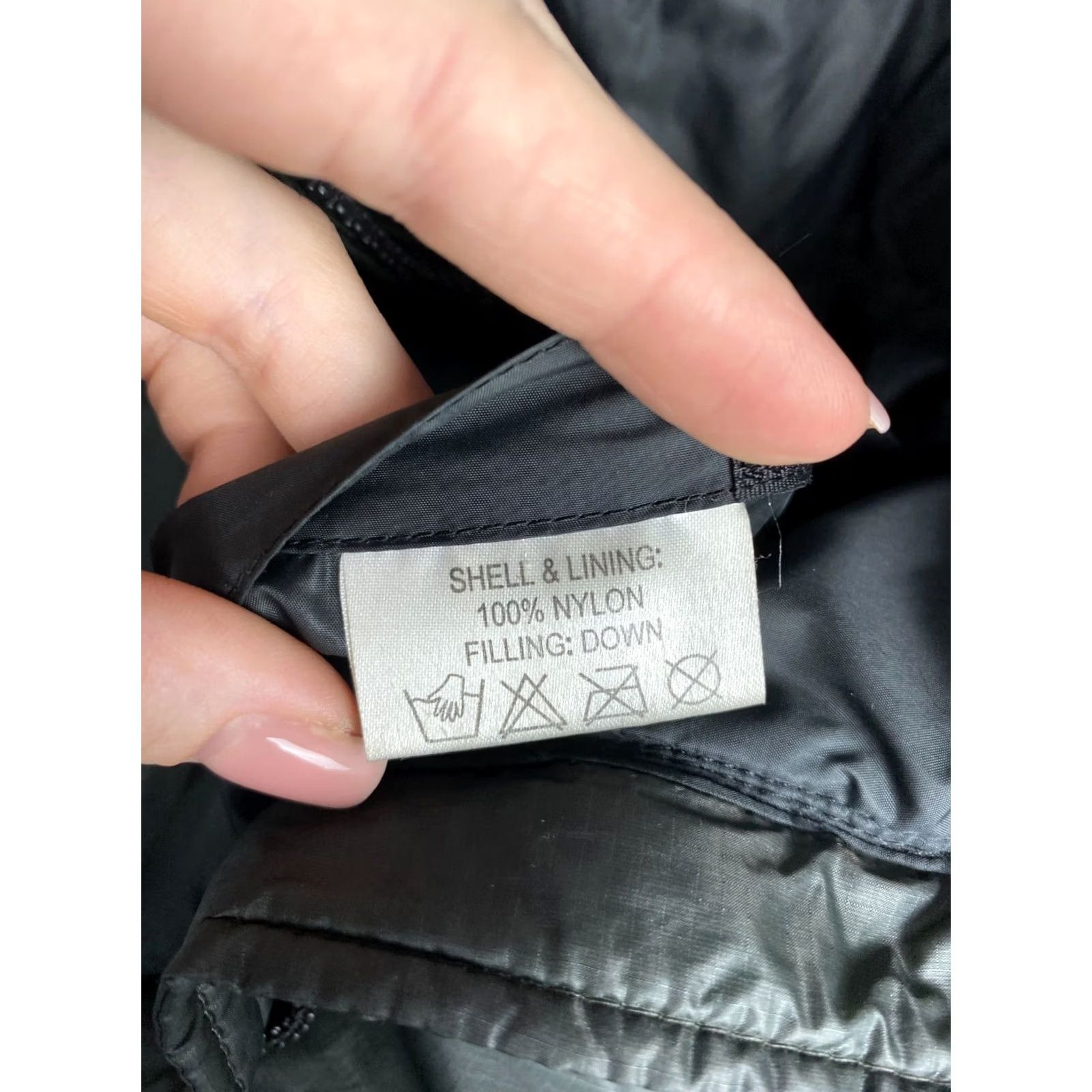 Mountain Equipment Mountain Equipment Mens Down Puffer Vest M Shirt Mens Down Vest Multicolor Logo 90s? No. Size US M / EU 48-50 / 2 - 6 Thumbnail