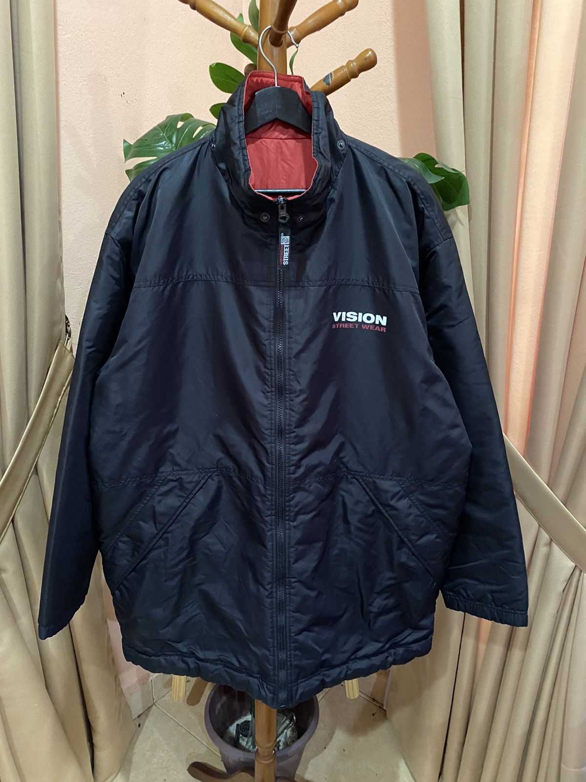 Vision Streetwear VINTAGE VISION STREETWEAR RED PUFFER QUILTED JACKET Size US L / EU 52-54 / 3 - 14 Thumbnail