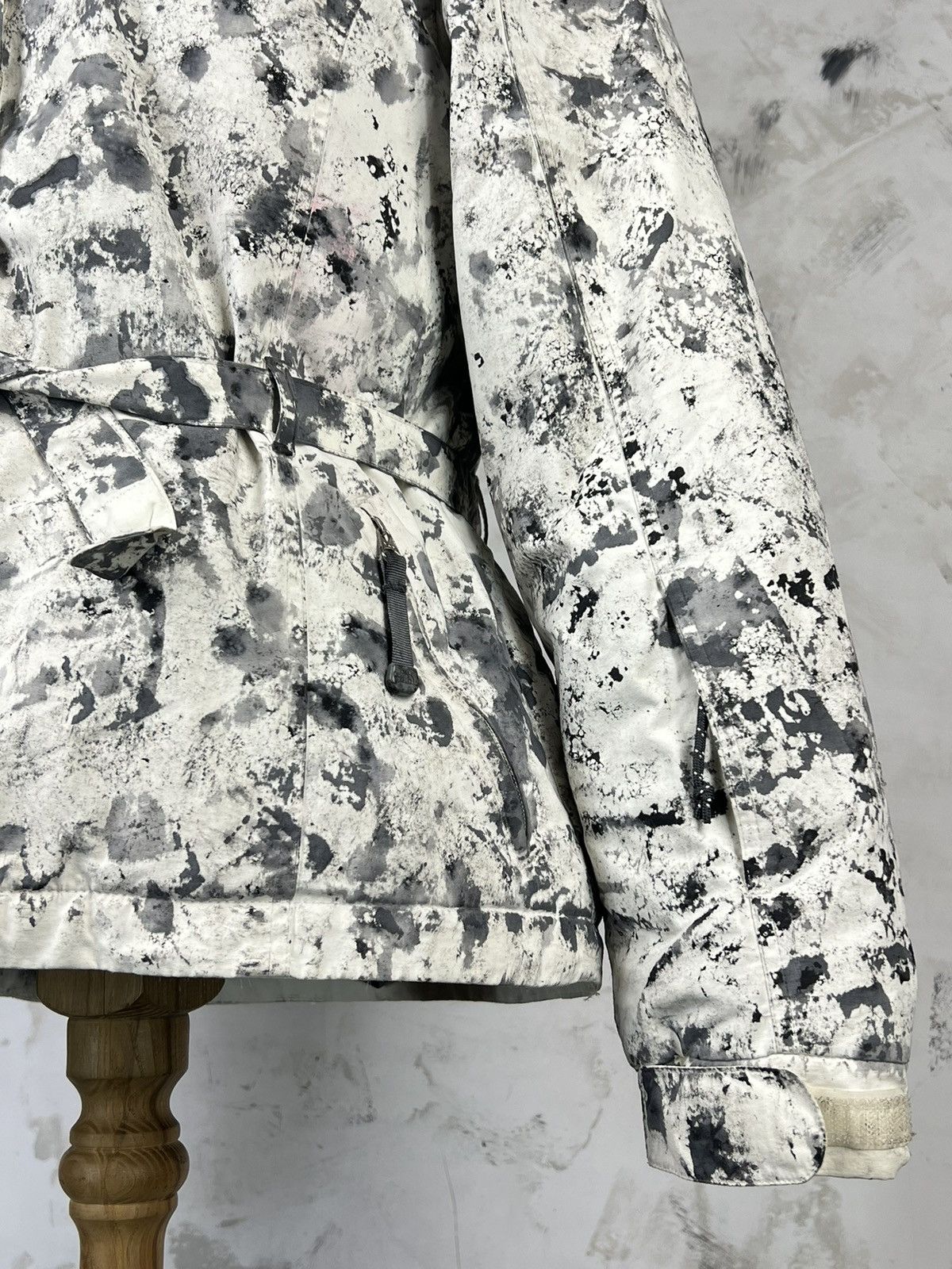 The North Face The North Face 550 Custom Camo Down Jacket Size L - XL Size L / US 10 / IT 46 - 3 Thumbnail