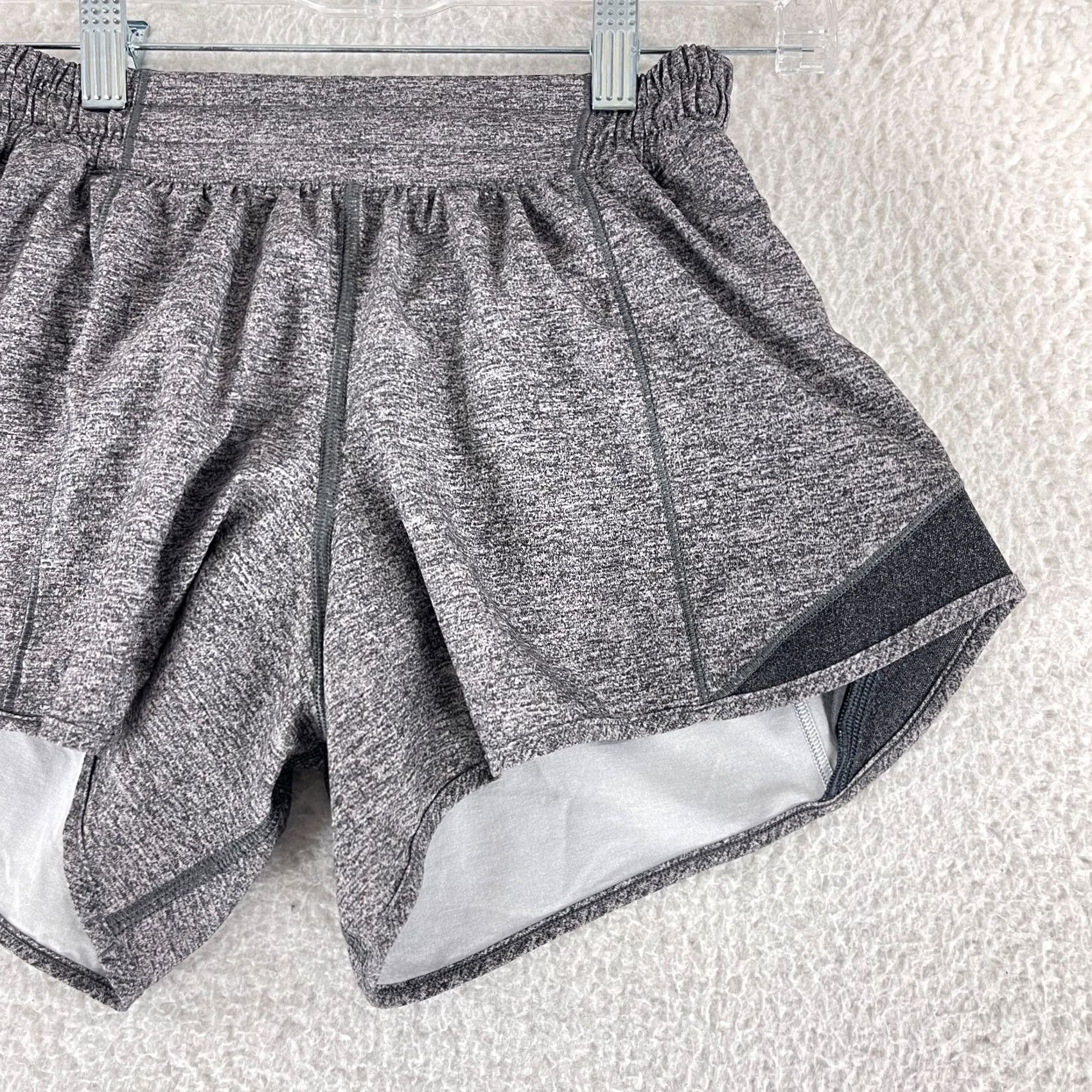 Lululemon Lululemon Hotty Hot Short II Womens 4 Tall Gray Elastic Waist Running Gym Shirt Size 27" / US 4 / IT 40 - 3 Thumbnail