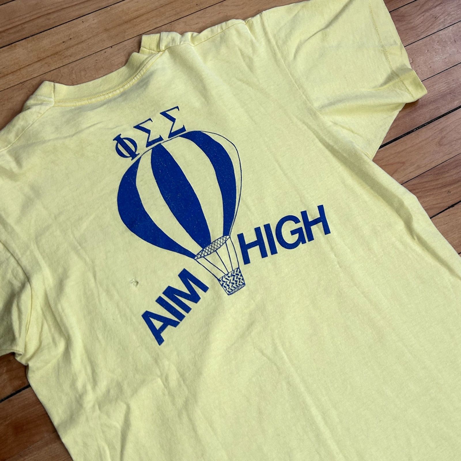 Vintage Vintage 80s Yellow Fraternity T-Shirt Size US L / EU 52-54 / 3 - 2 Thumbnail