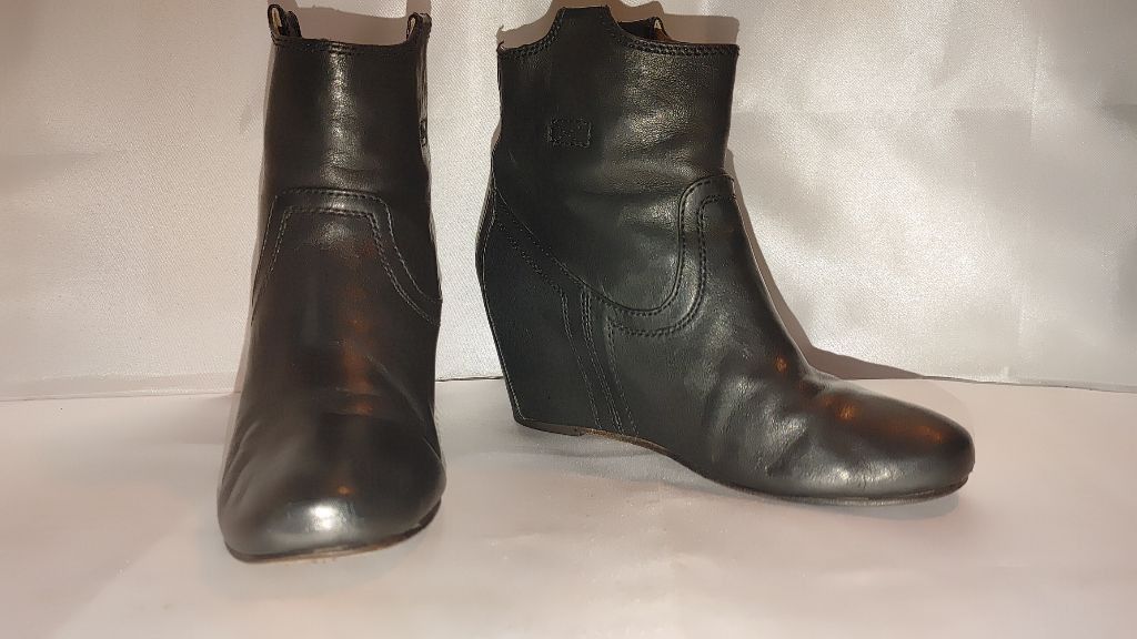 Frye Frye Carson Wedge Size 6M Size US 6 / IT 36 - 8 Thumbnail
