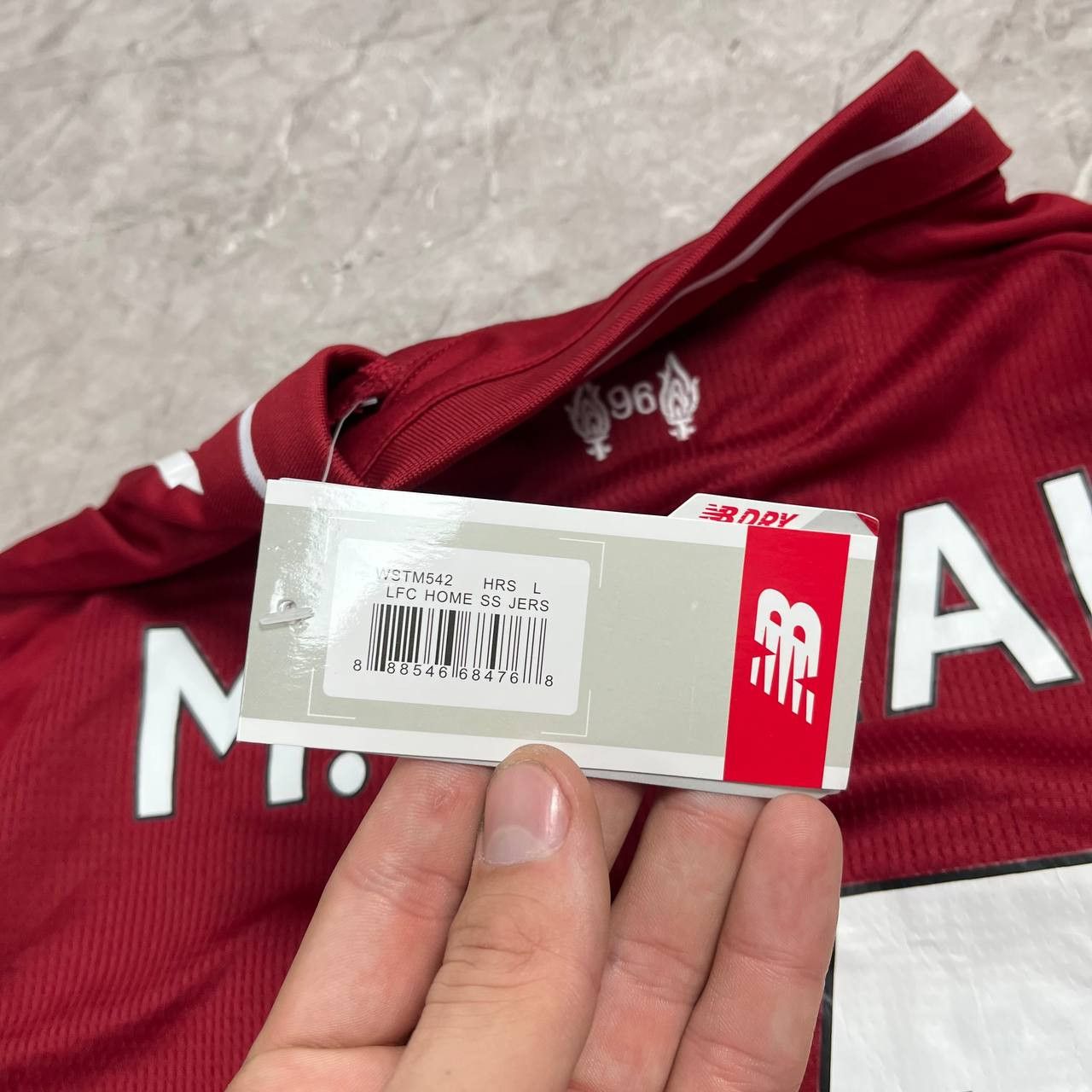 New Balance NWT New Balance Liverpool Jersey 2018/2019 #11 M.SALAH Size US L / EU 52-54 / 3 - 19 Thumbnail